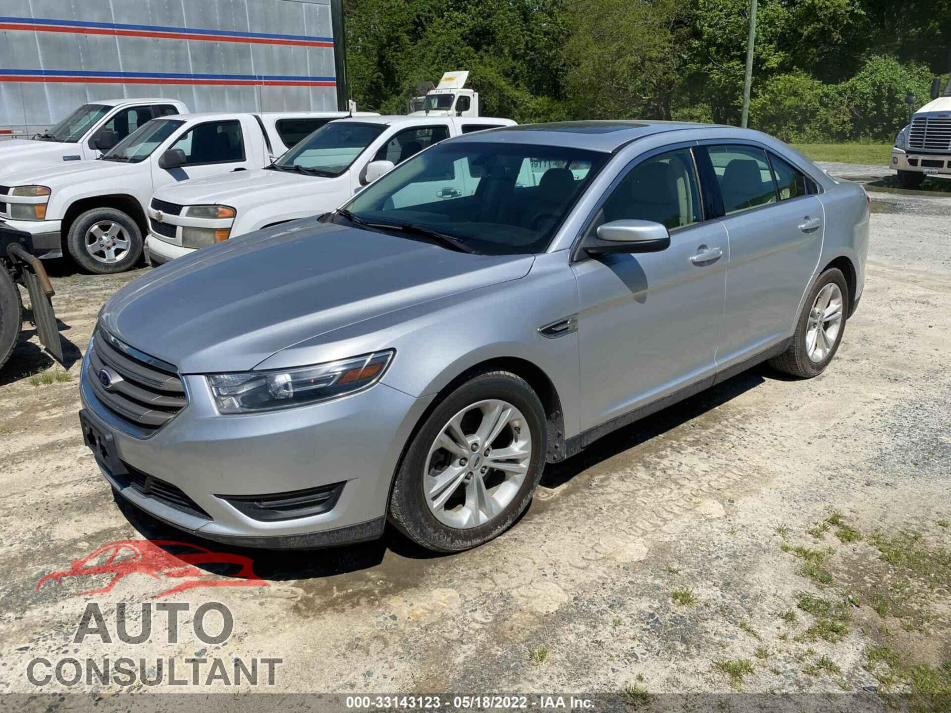 FORD TAURUS 2016 - 1FAHP2E84GG113479