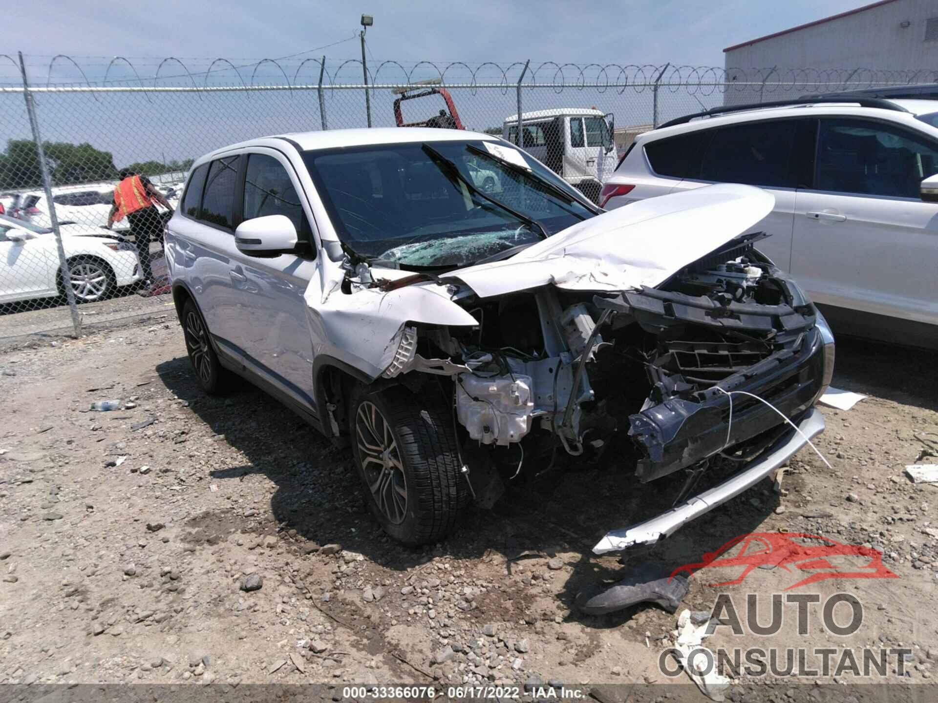 MITSUBISHI OUTLANDER 2017 - JA4AD3A32HZ022943