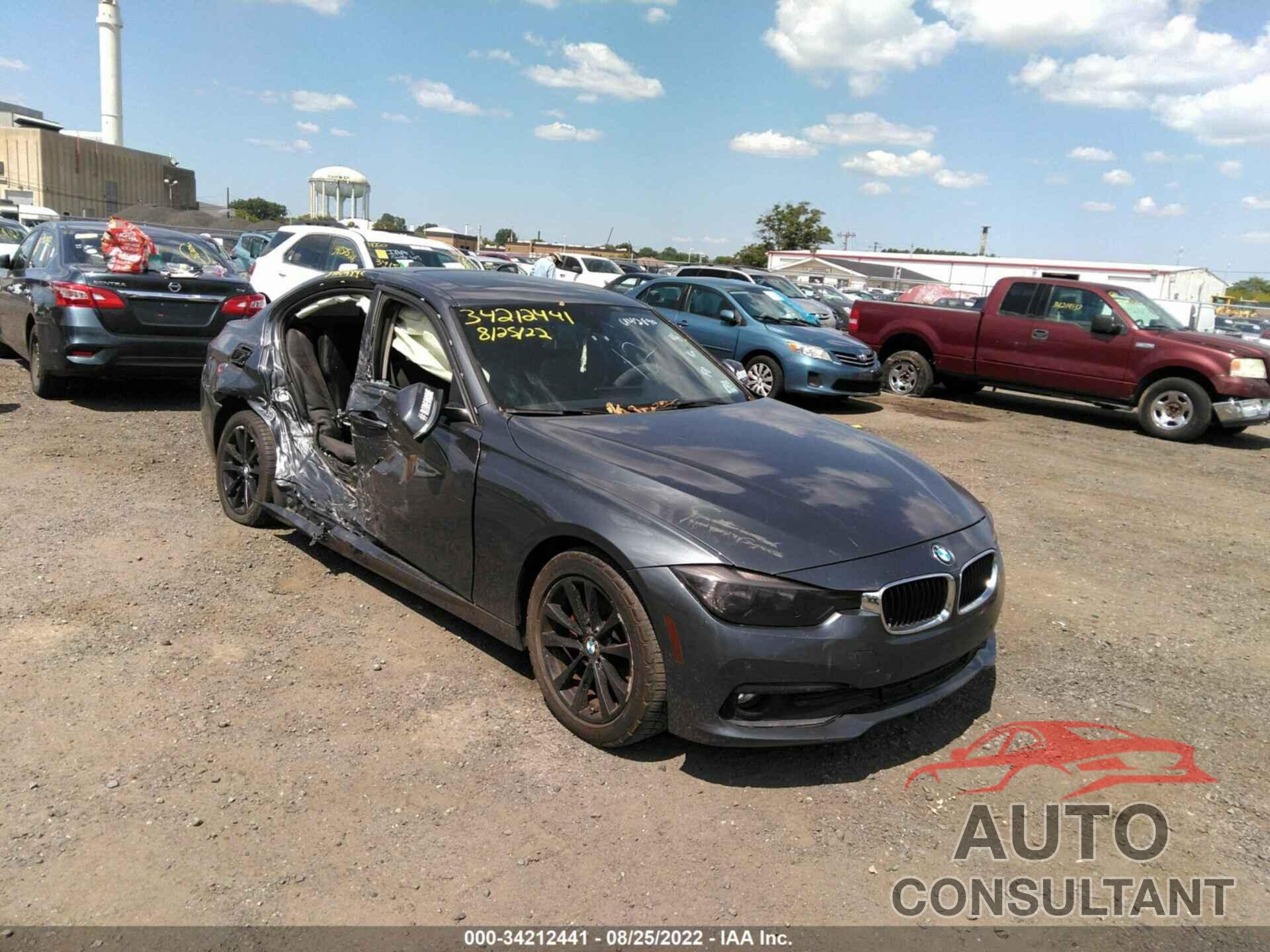 BMW 3 SERIES 2017 - WBA8E5G32HNU42890