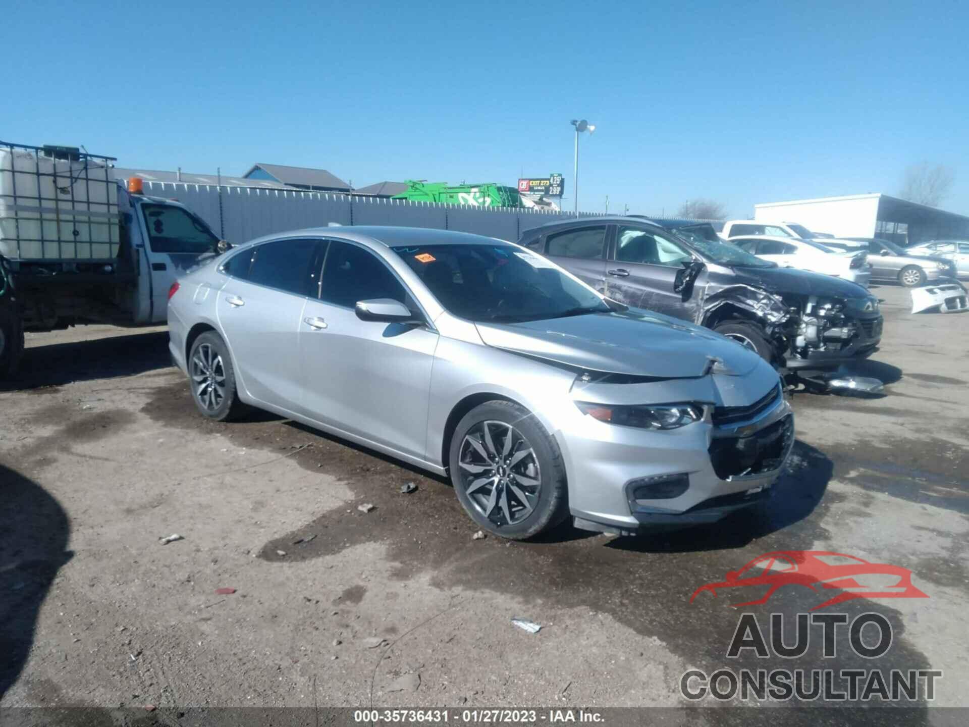 CHEVROLET MALIBU 2017 - 1G1ZE5ST3HF244501