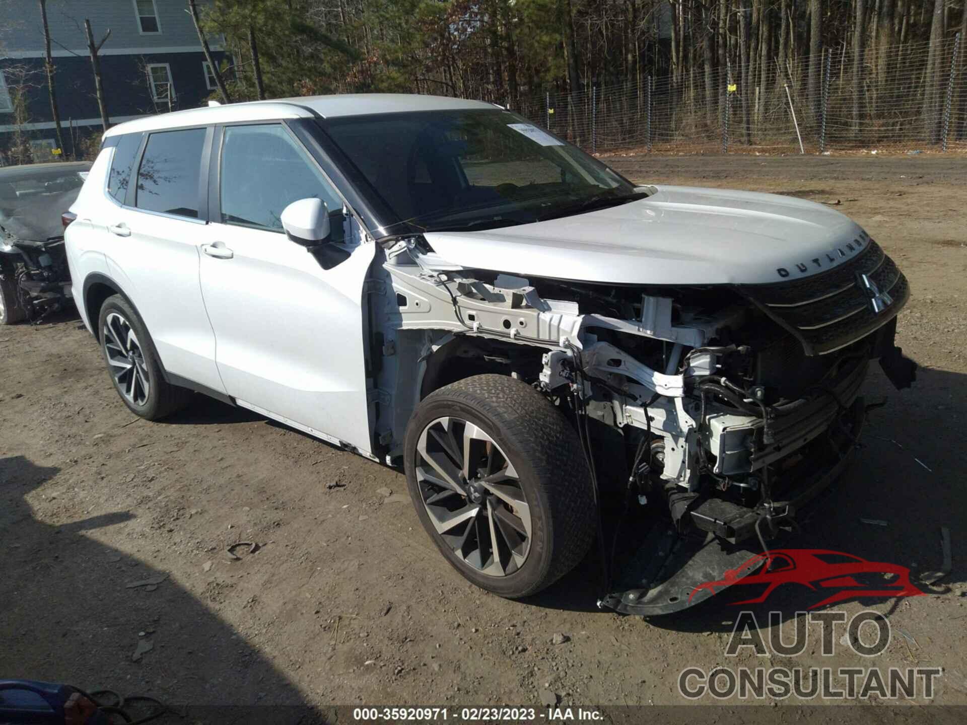 MITSUBISHI OUTLANDER 2022 - JA4J3UA86NZ010679