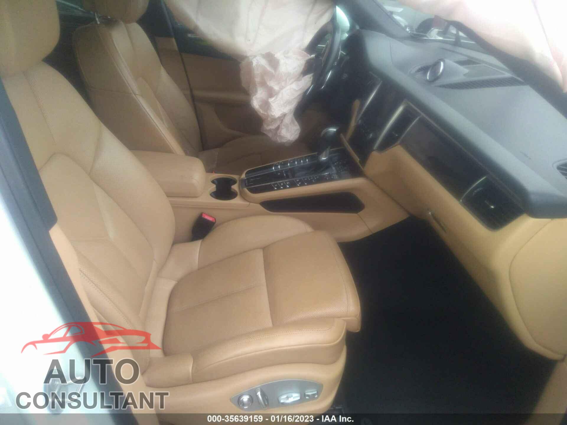 PORSCHE MACAN 2018 - WP1AA2A52JLB05211