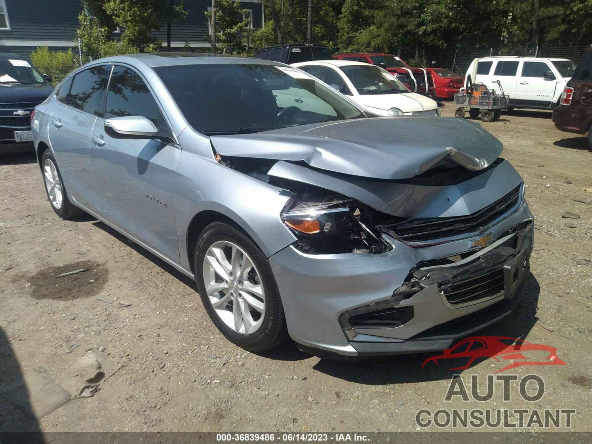 CHEVROLET MALIBU 2018 - 1G1ZD5ST1JF167961