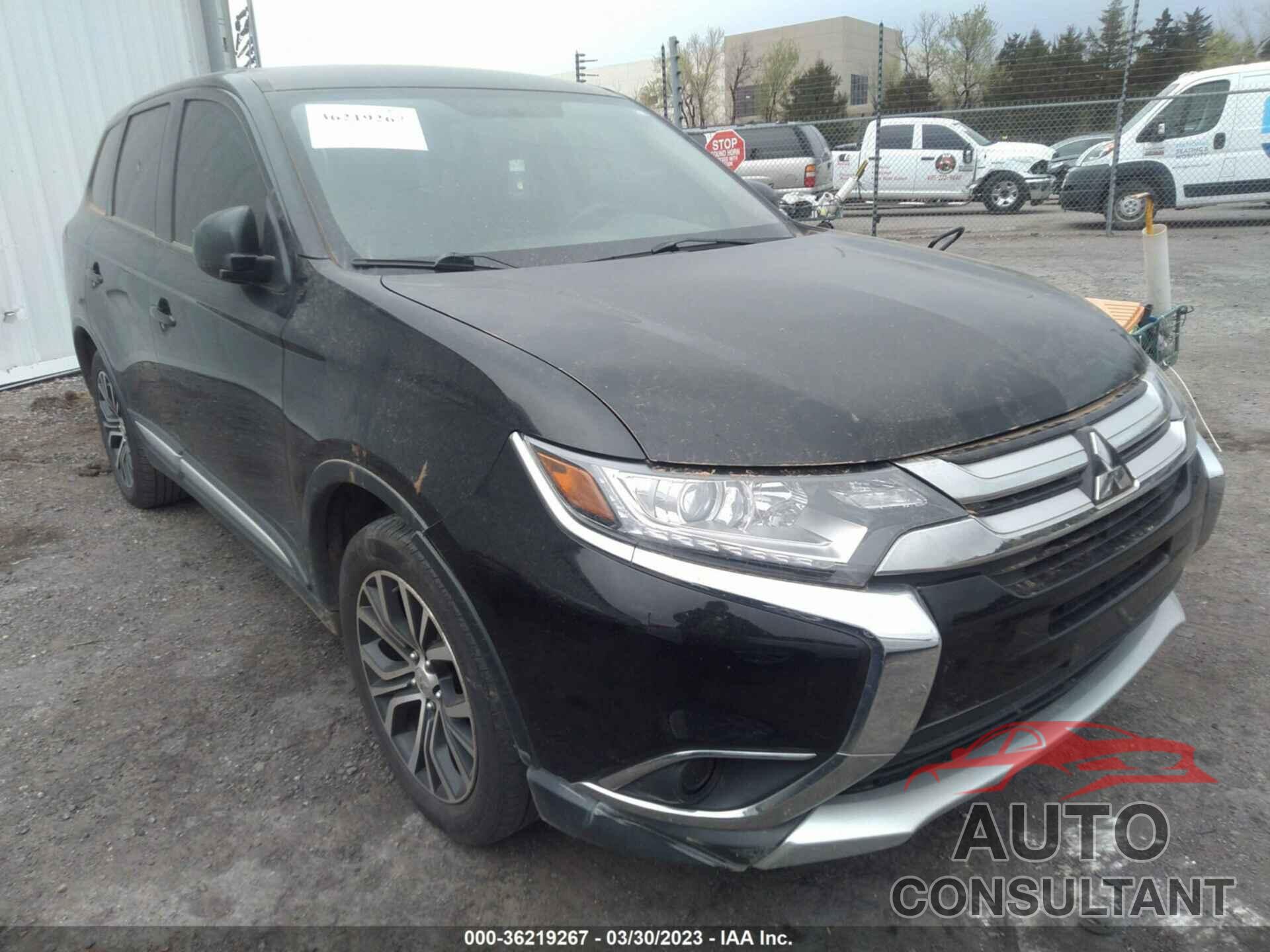 MITSUBISHI OUTLANDER 2018 - JA4AD2A32JJ004862