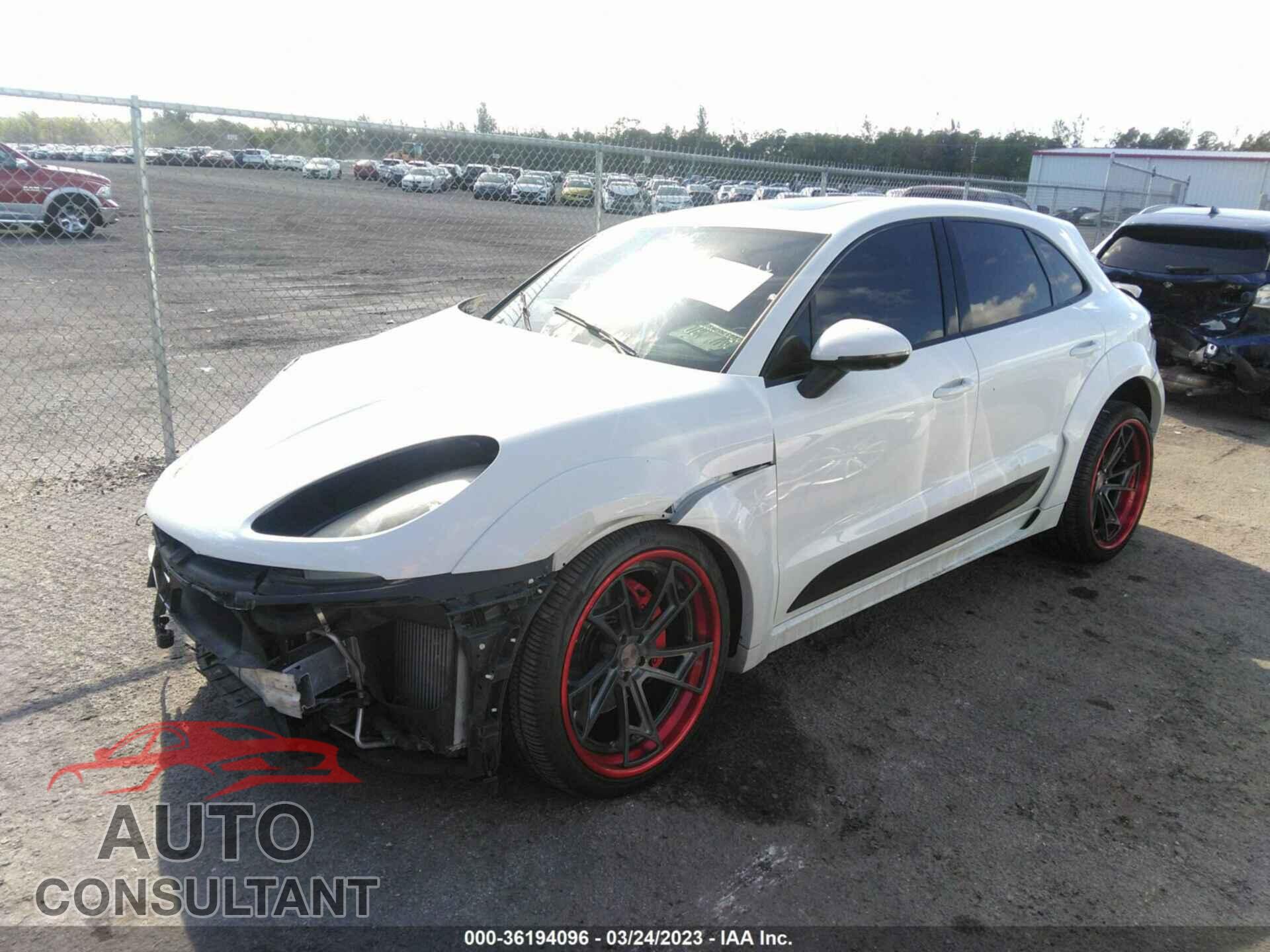 PORSCHE MACAN 2016 - WP1AF2A59GLB90834