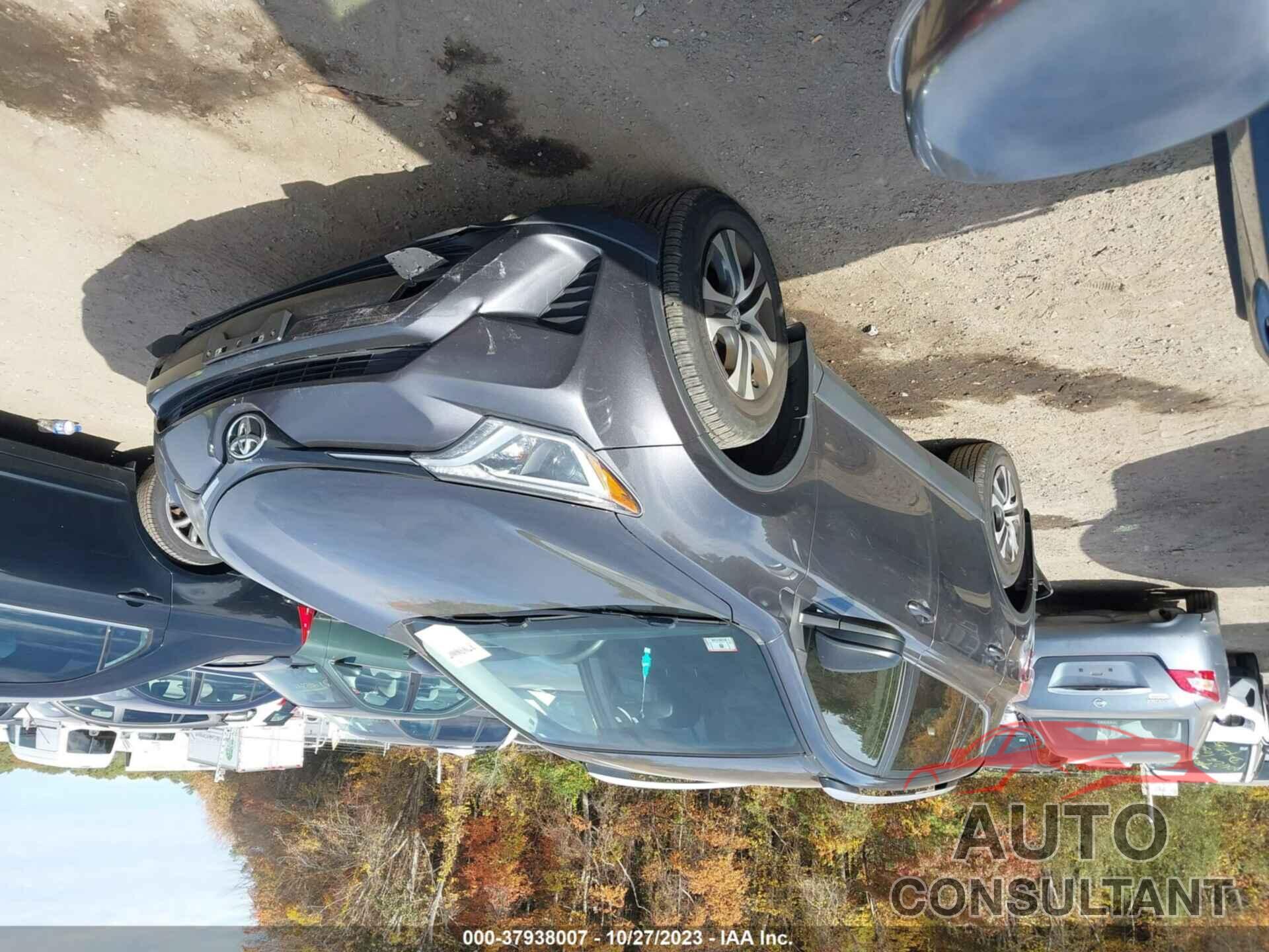 TOYOTA RAV4 2016 - JTMBFREV4GJ074977