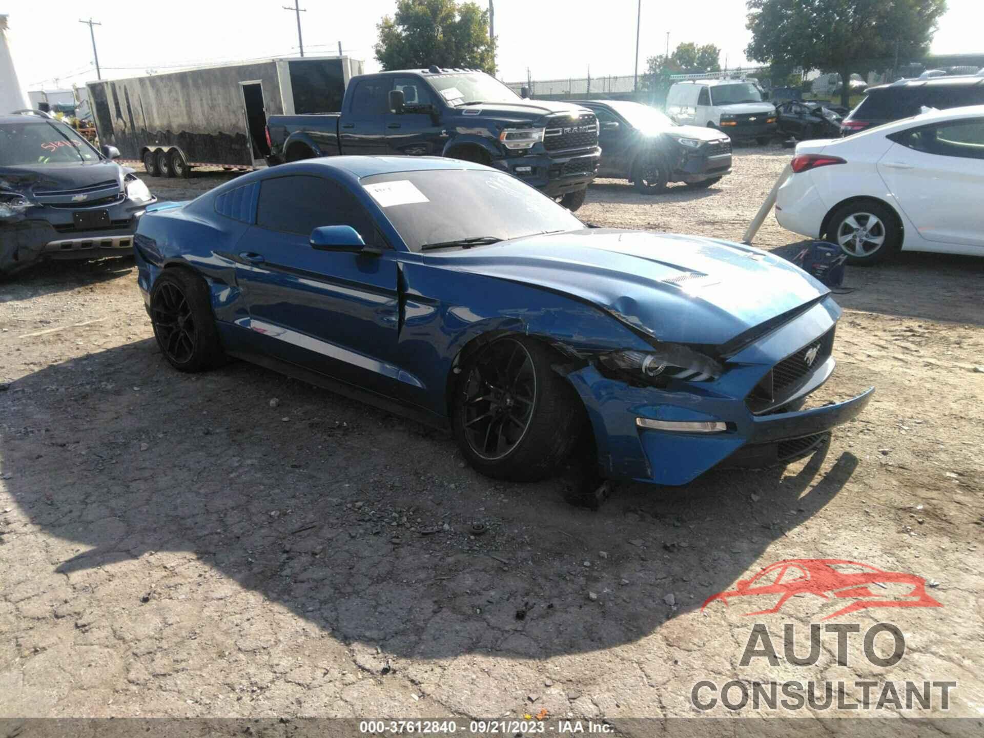 FORD MUSTANG 2018 - 1FA6P8CF2J5120347