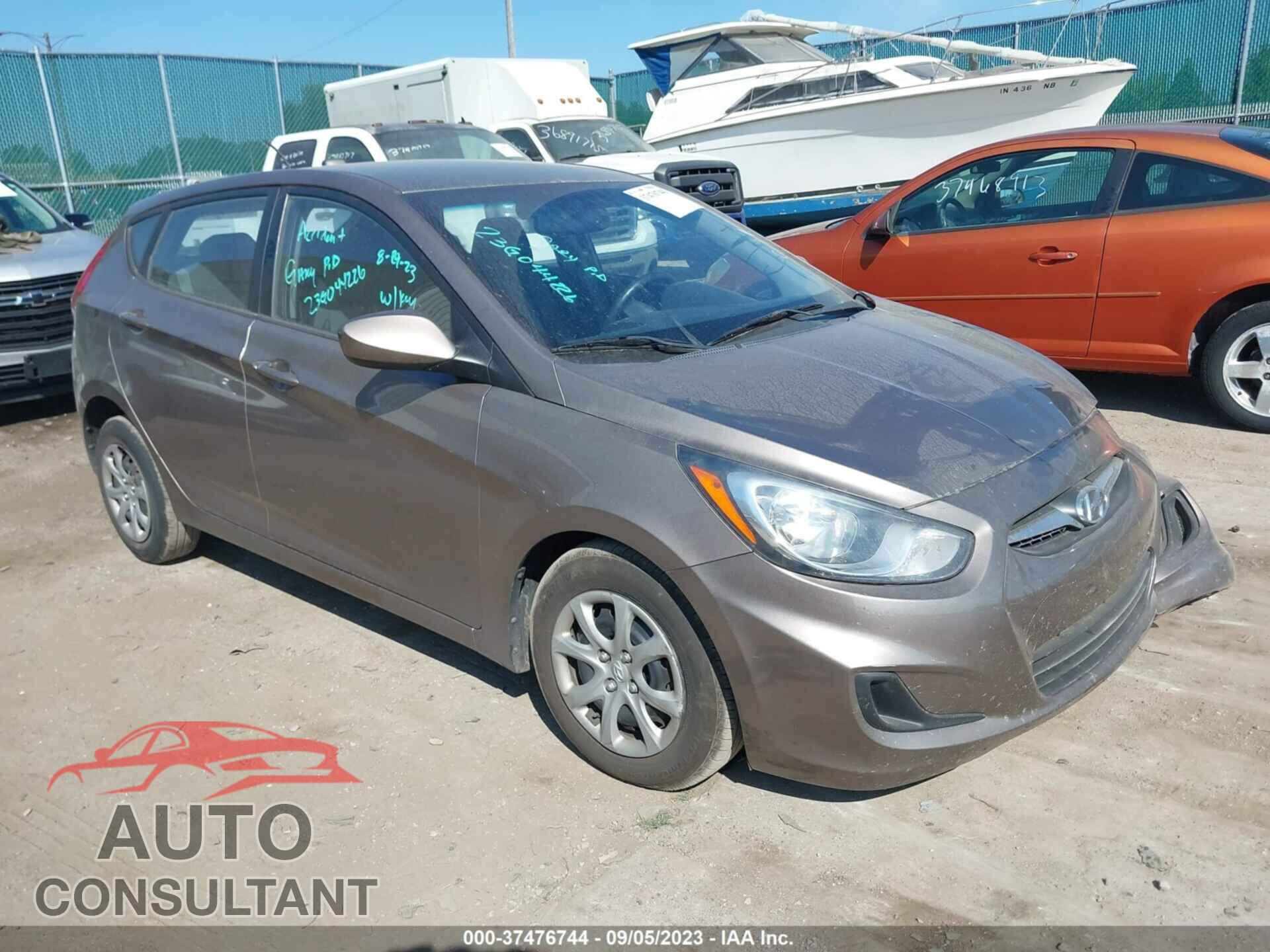 HYUNDAI ACCENT 2012 - KMHCT5AE1CU044805