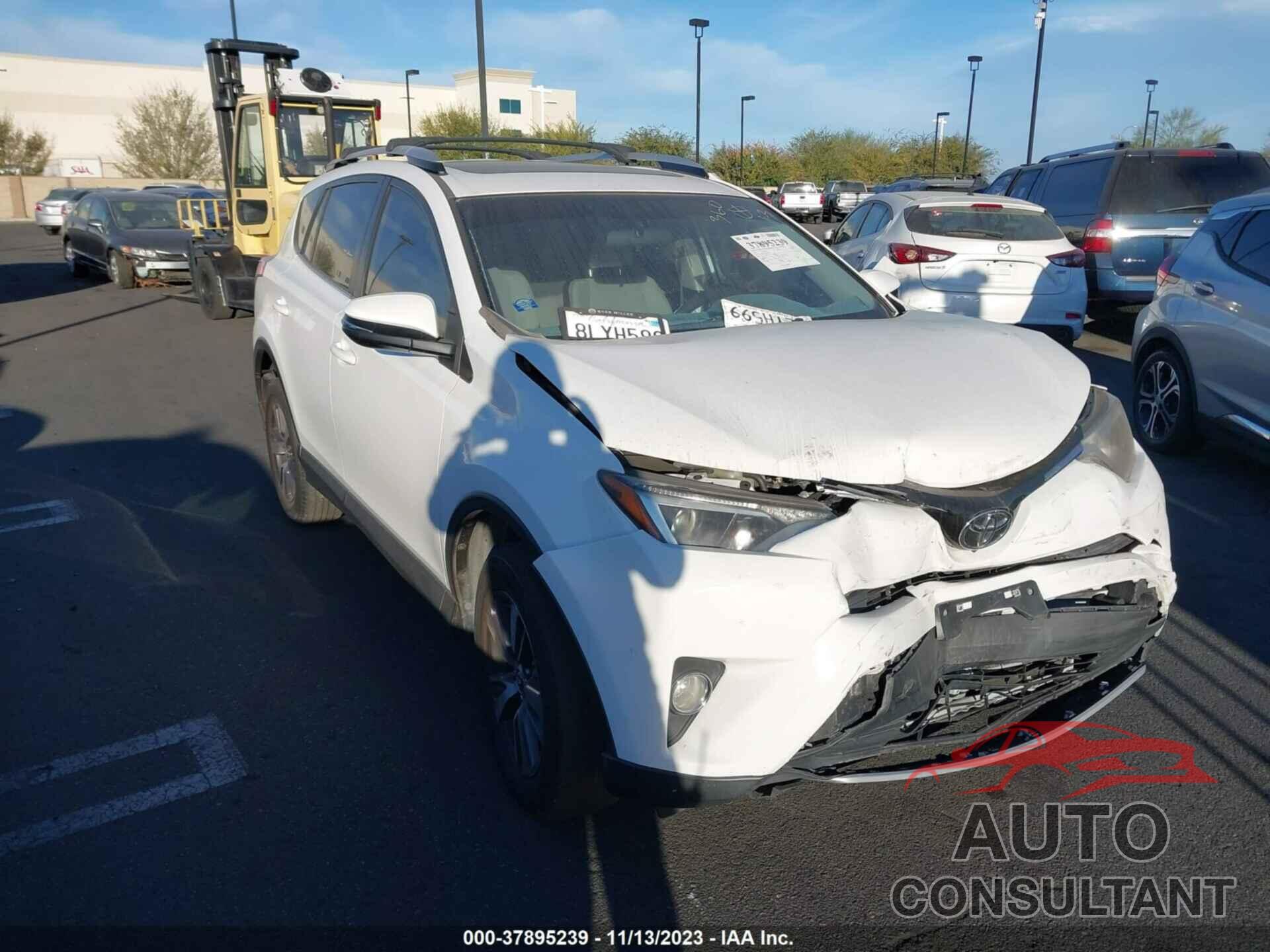 TOYOTA RAV4 2016 - JTMWFREV8GJ100028