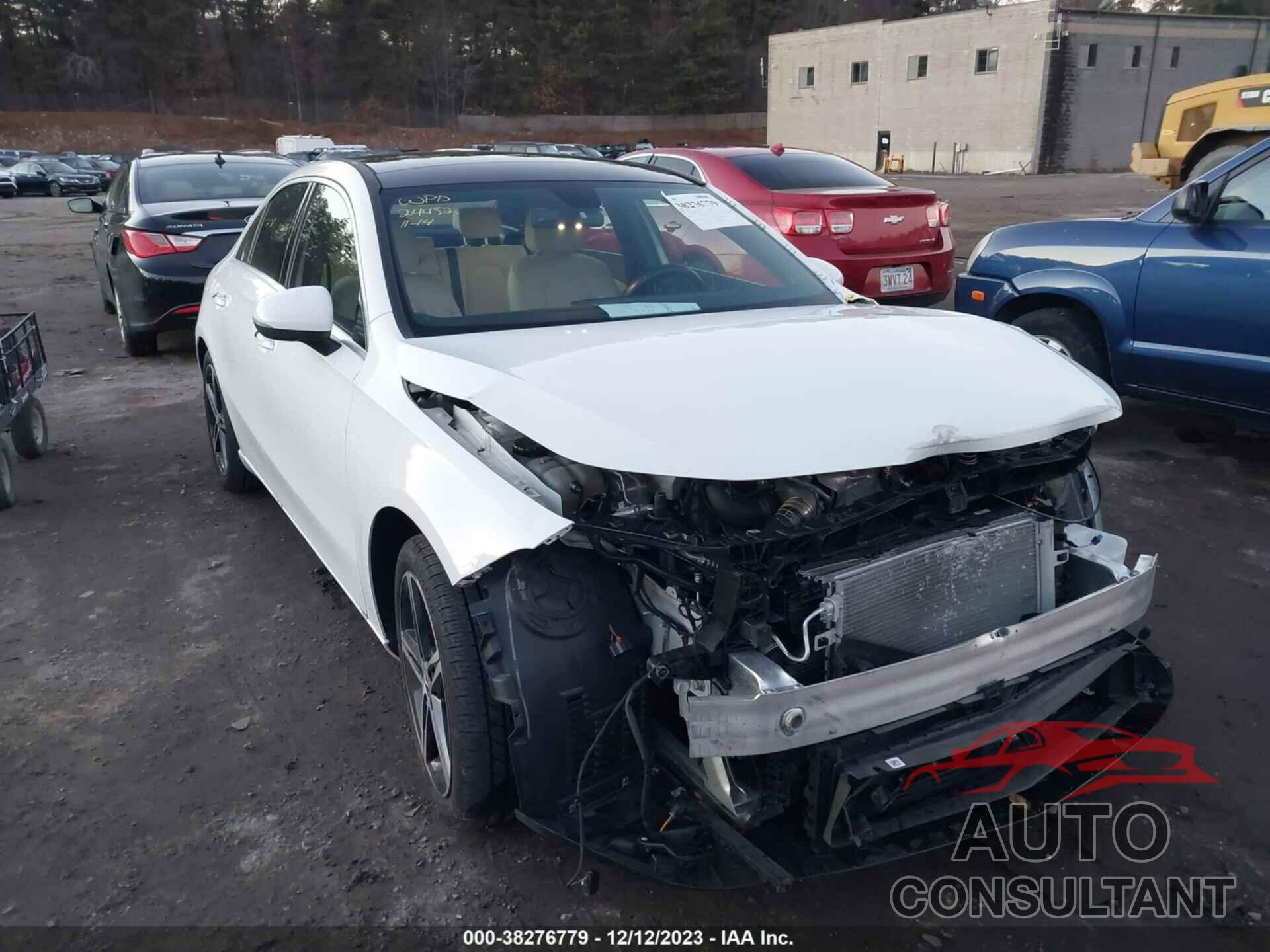 MERCEDES-BENZ A 220 2022 - W1K3G4FB0NJ366122