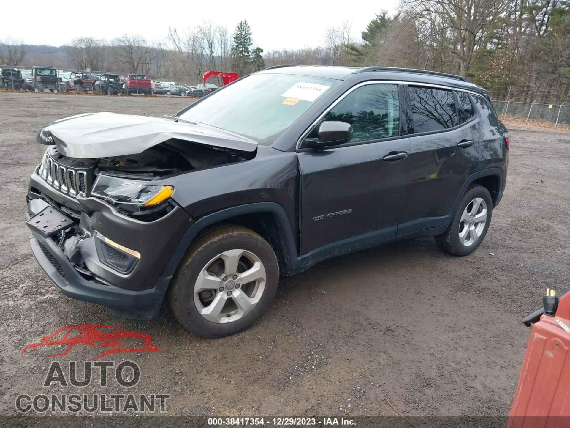 JEEP COMPASS 2018 - 3C4NJDBB2JT361162