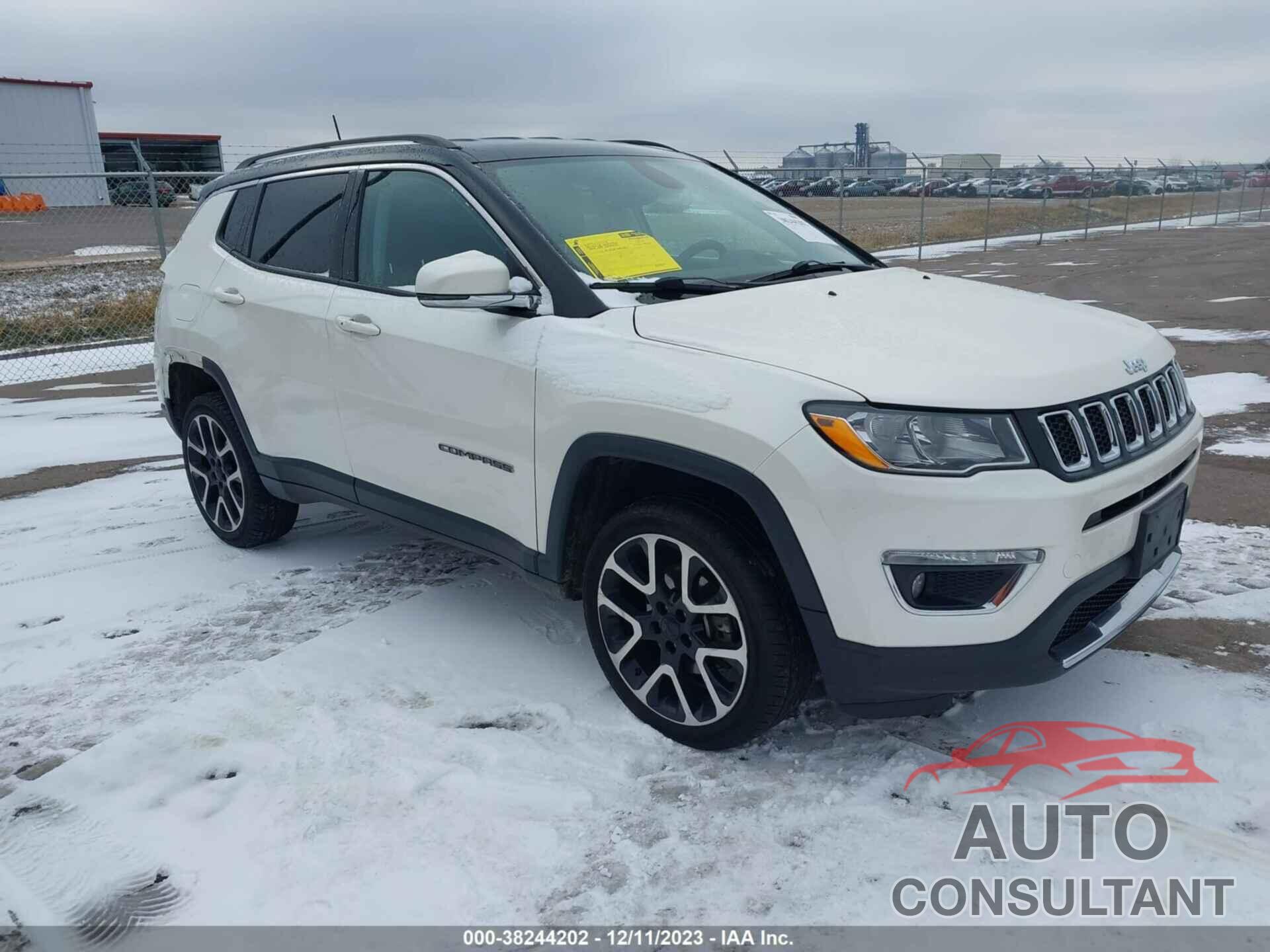 JEEP COMPASS 2018 - 3C4NJDCB1JT328443