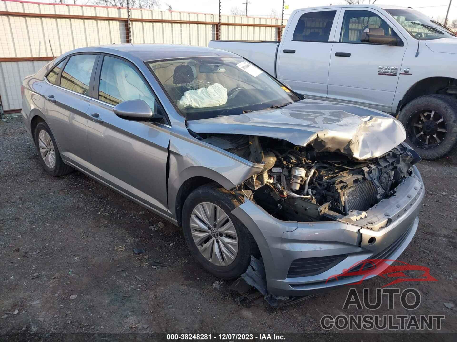 VOLKSWAGEN JETTA 2019 - 3VWC57BU0KM195313