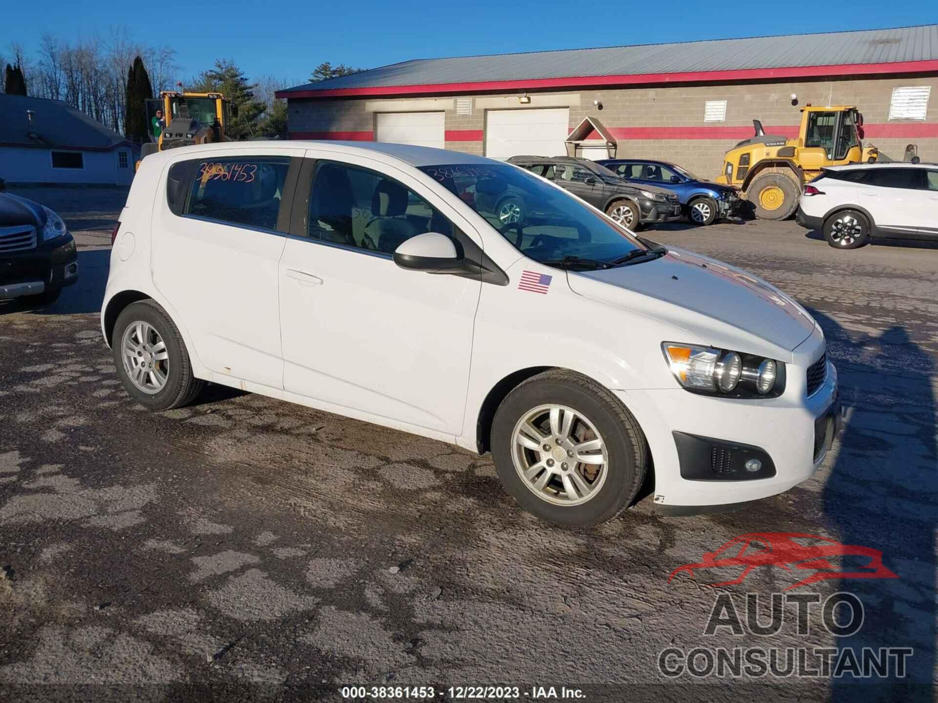 CHEVROLET SONIC 2016 - 1G1JC6SG5G4132806