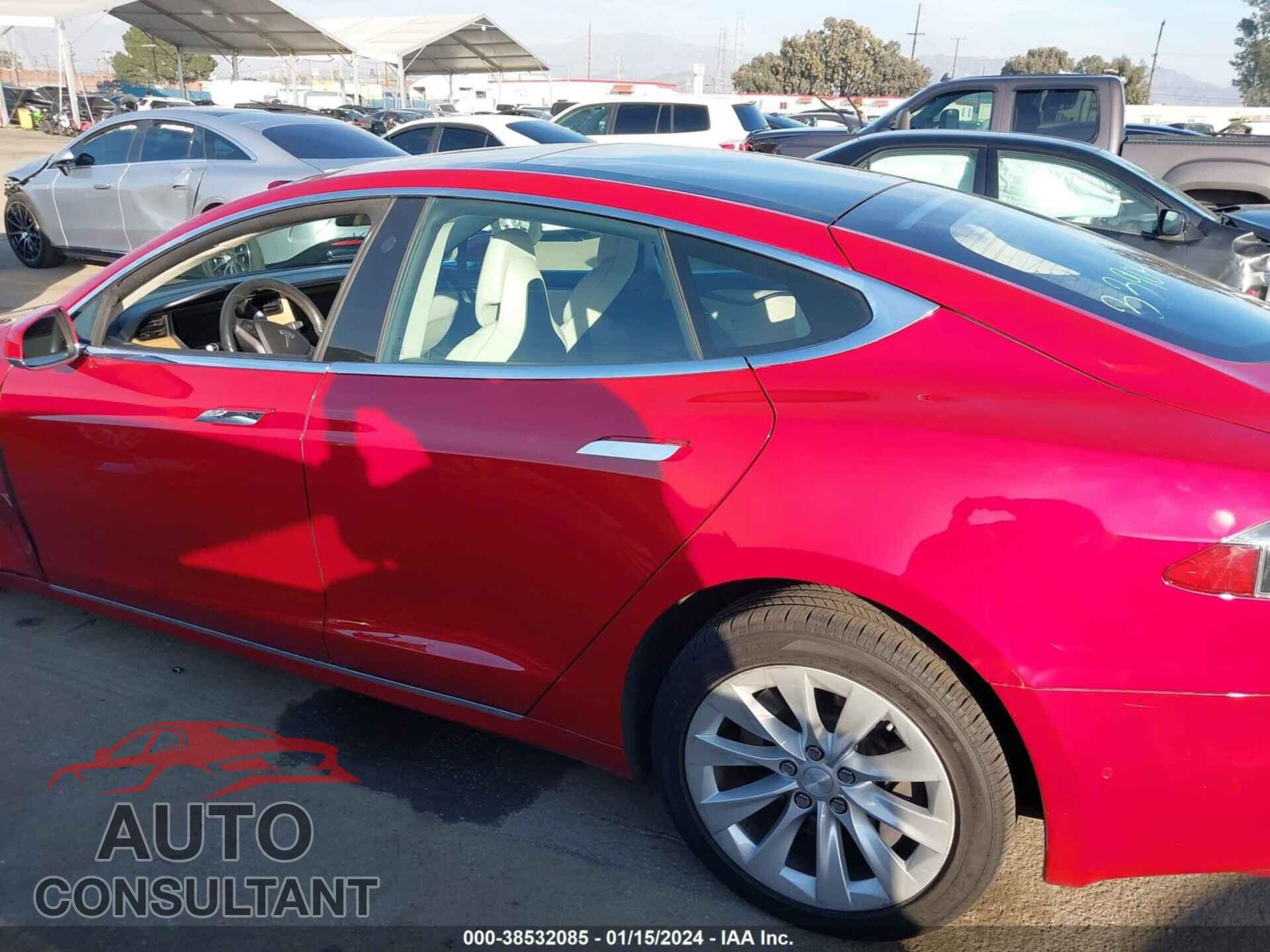 TESLA MODEL S 2018 - 5YJSA1E2XJF261435