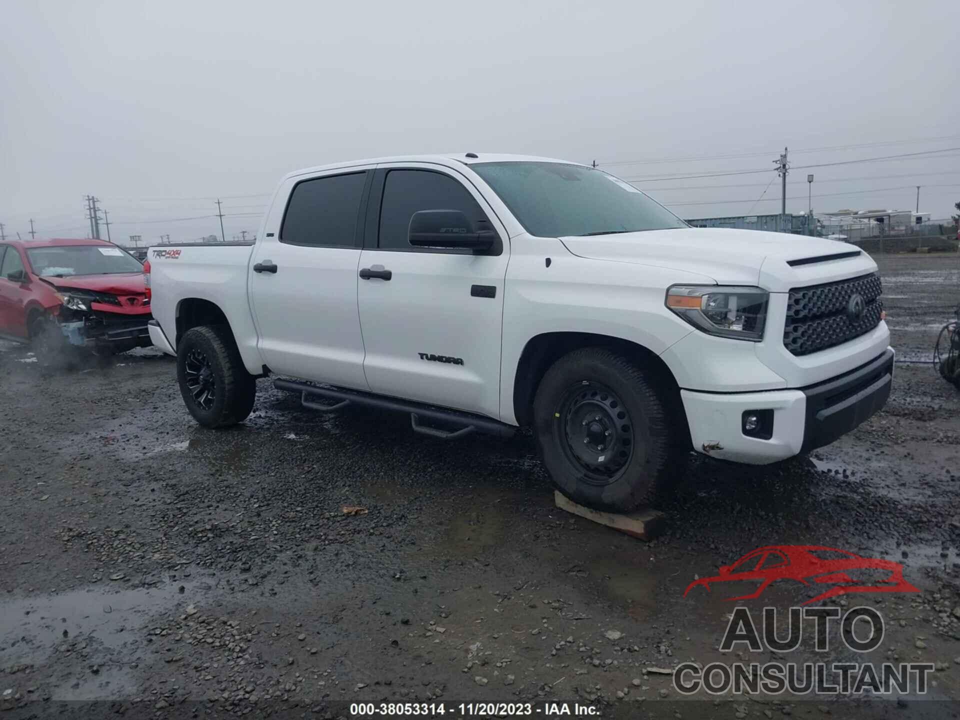 TOYOTA TUNDRA 2018 - 5TFDY5F11JX699946