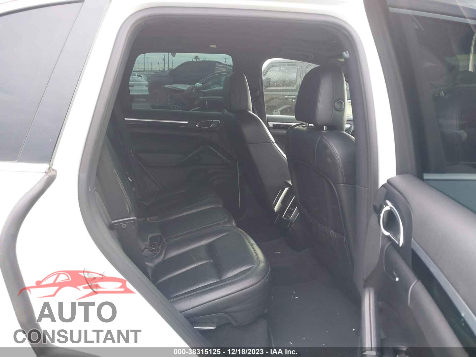 PORSCHE CAYENNE 2016 - WP1AA2A22GLA05494