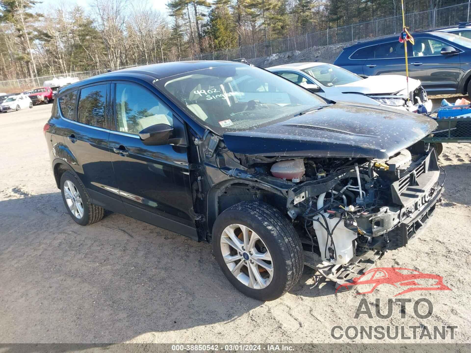 FORD ESCAPE 2019 - 1FMCU0GD7KUC36954