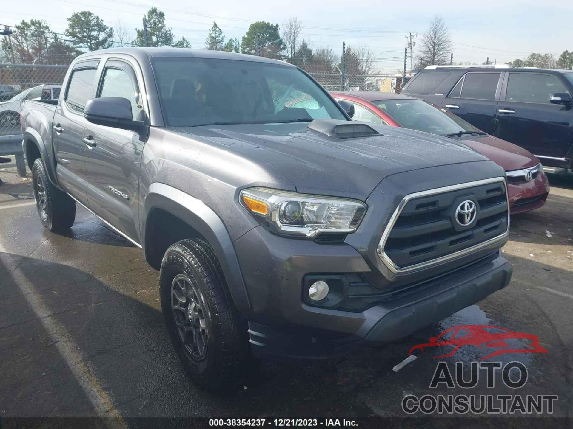 TOYOTA TACOMA 2017 - 5TFAZ5CNXHX051328