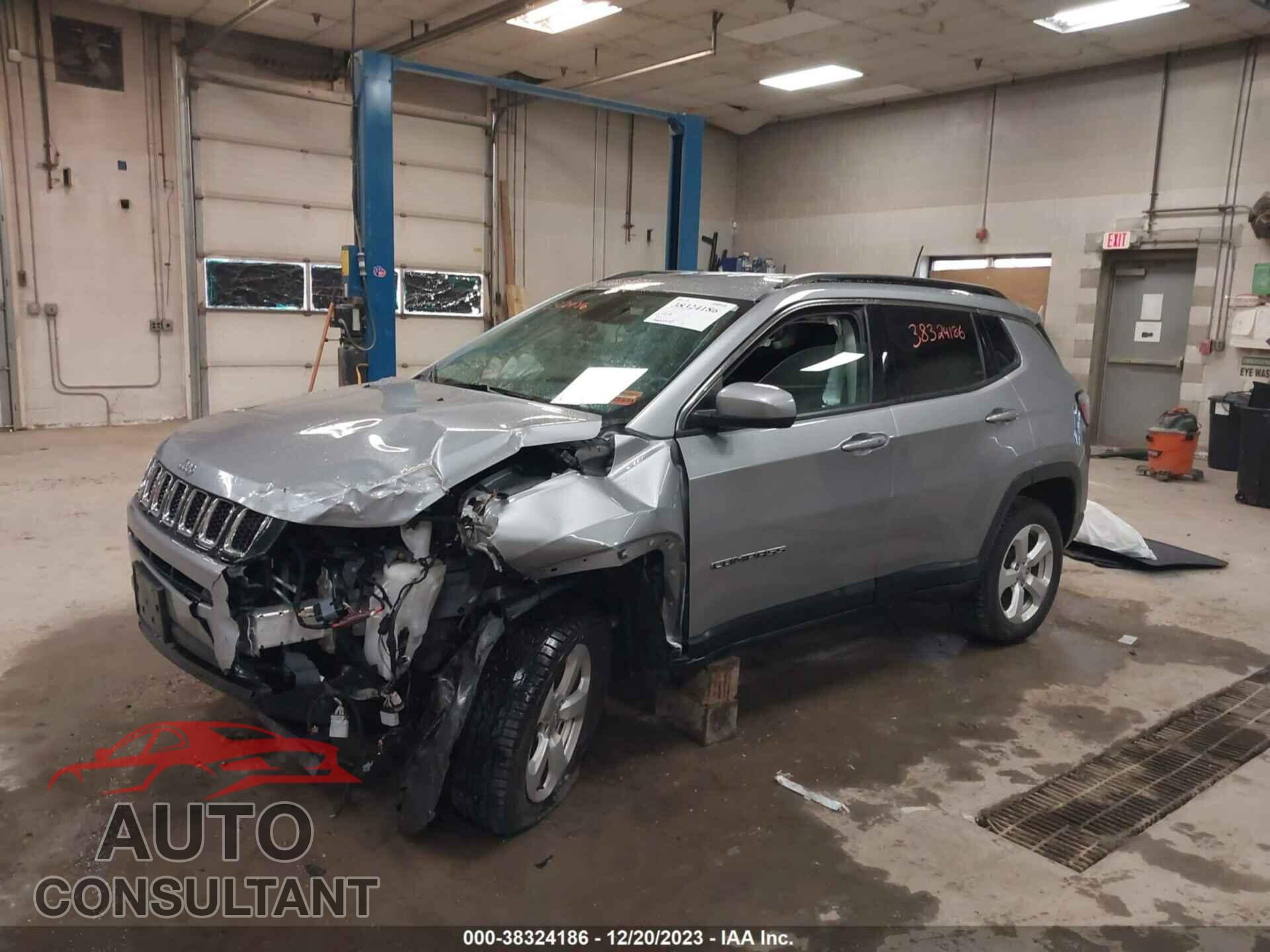 JEEP COMPASS 2019 - 3C4NJDBB2KT656313