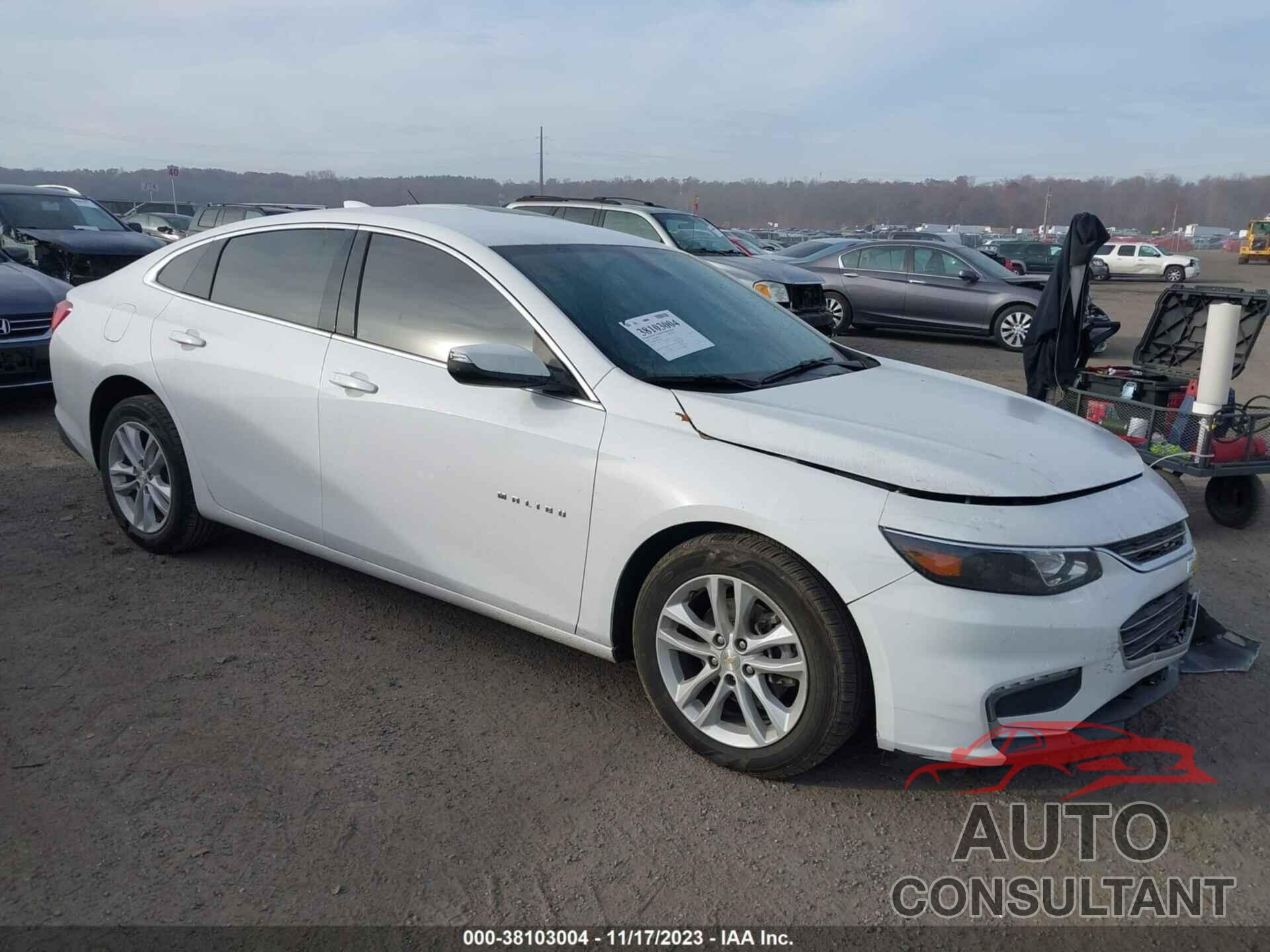 CHEVROLET MALIBU 2018 - 1G1ZD5ST8JF261528