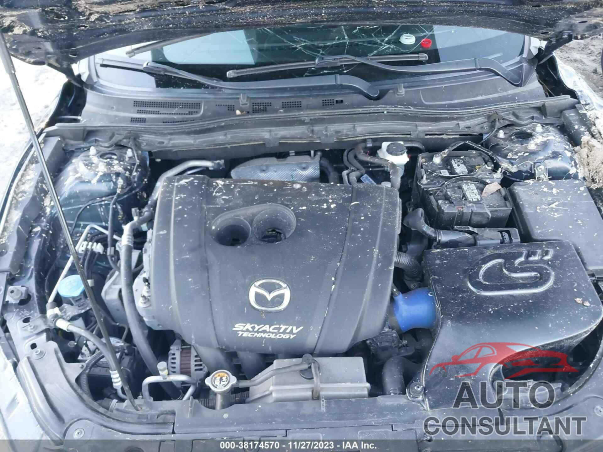 MAZDA 3 2018 - 3MZBN1L3XJM251805