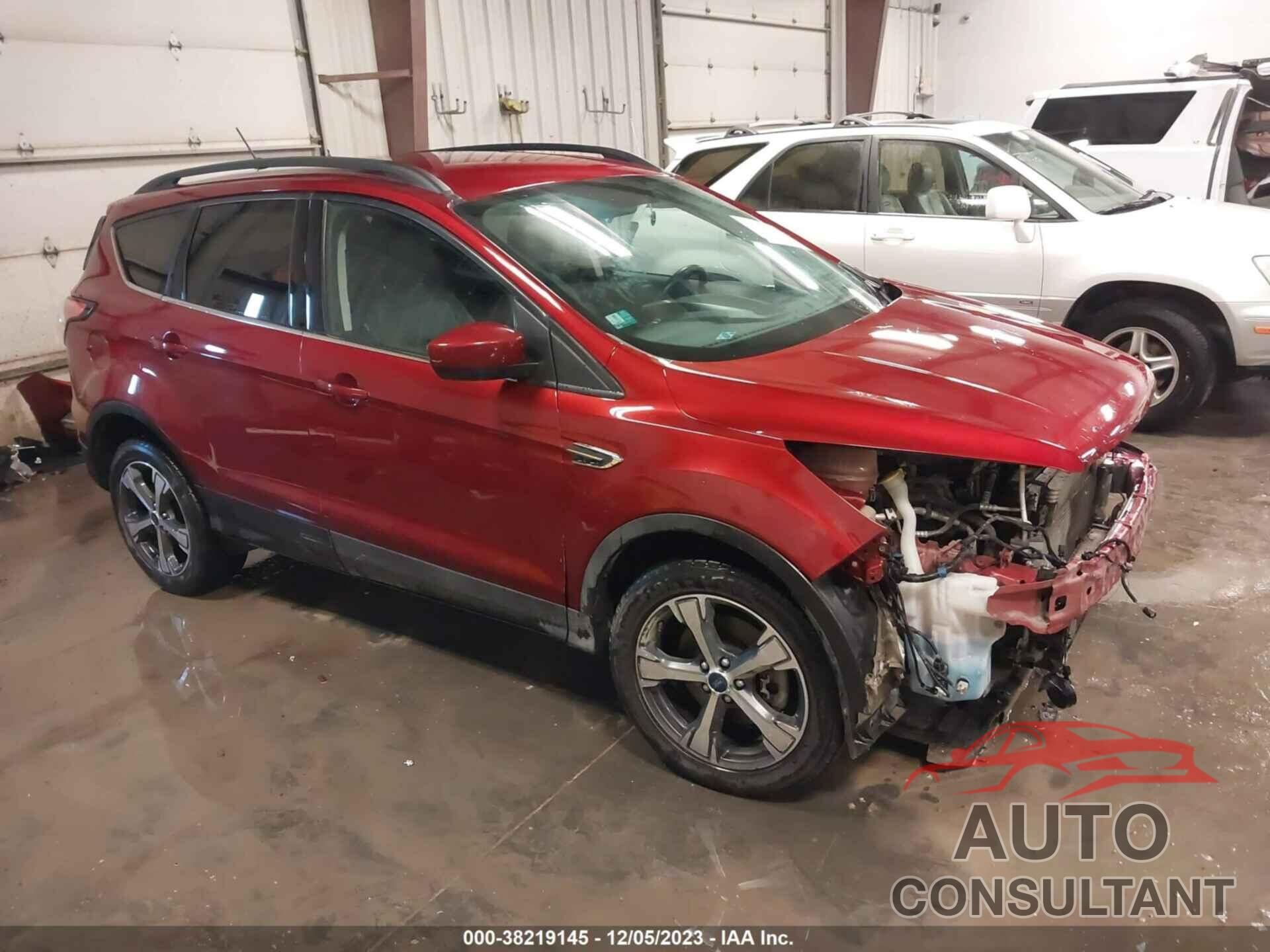 FORD ESCAPE 2018 - 1FMCU9HD6JUA55359