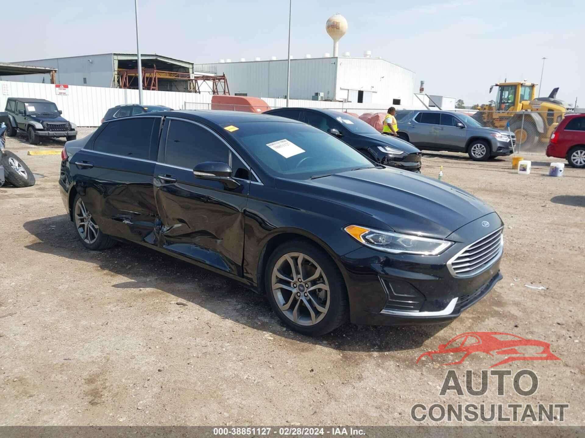 FORD FUSION 2019 - 3FA6P0CD8KR219544