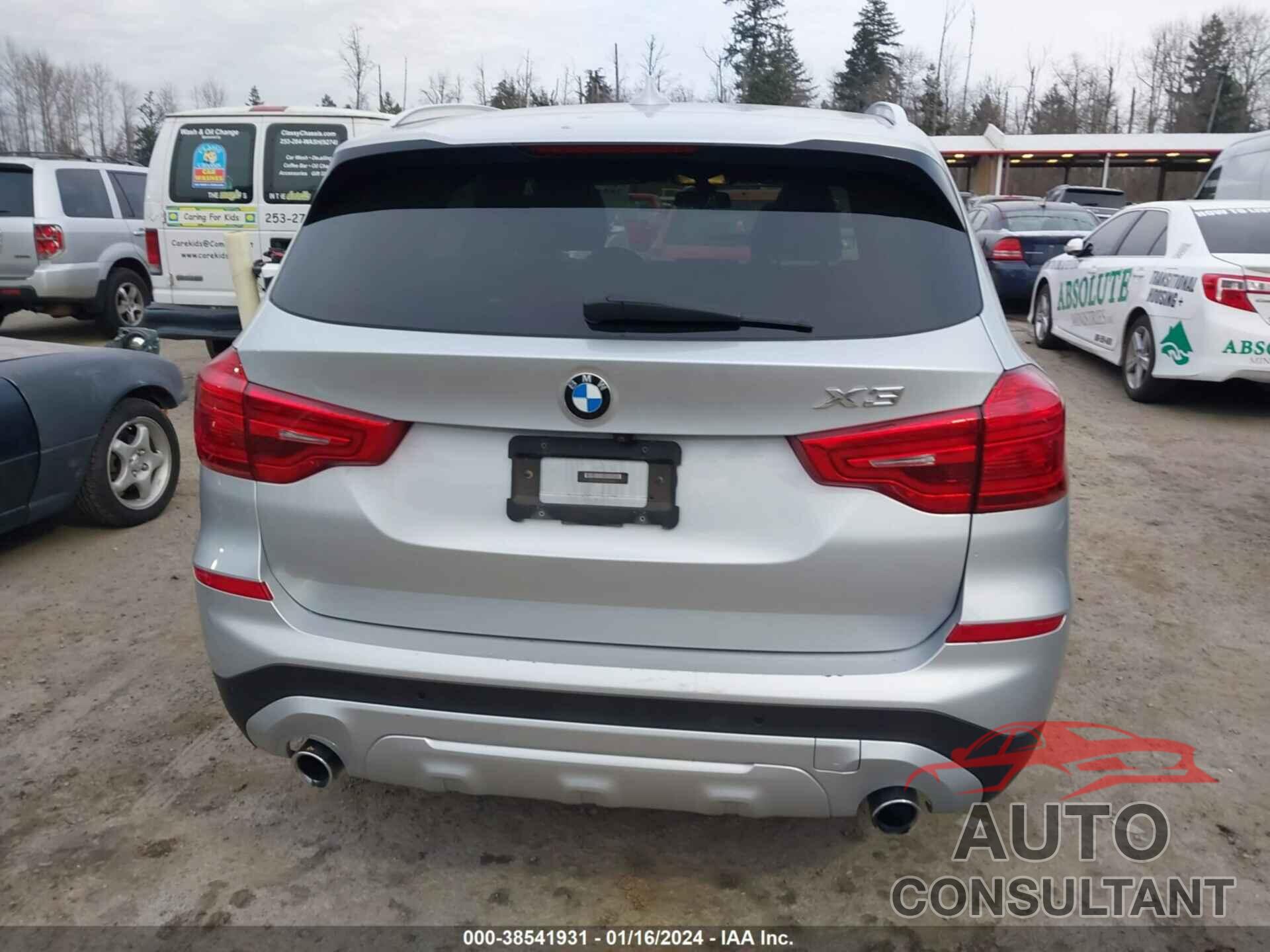 BMW X3 2018 - 5UXTR9C55JLD64155