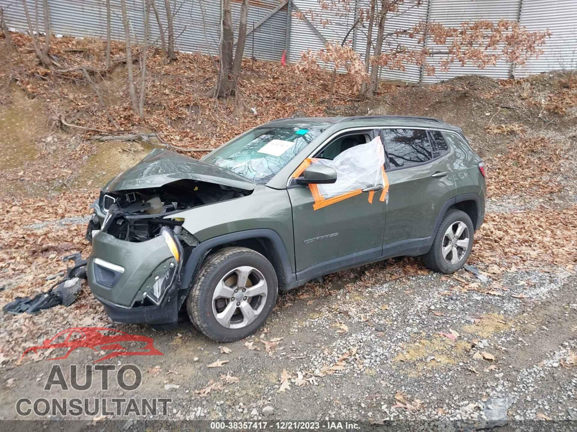 JEEP COMPASS 2018 - 3C4NJDBB4JT484591
