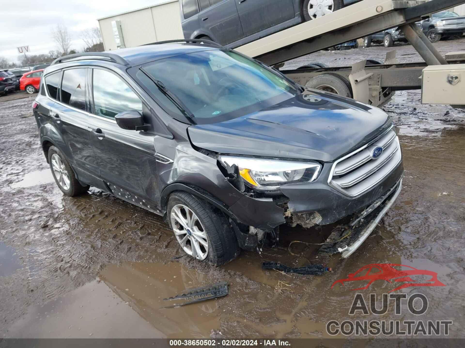 FORD ESCAPE 2018 - 1FMCU0GD2JUC57578