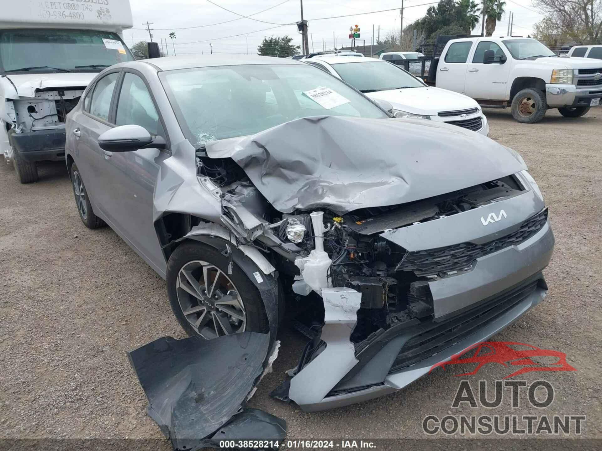 KIA FORTE 2024 - 3KPF24AD5RE727085