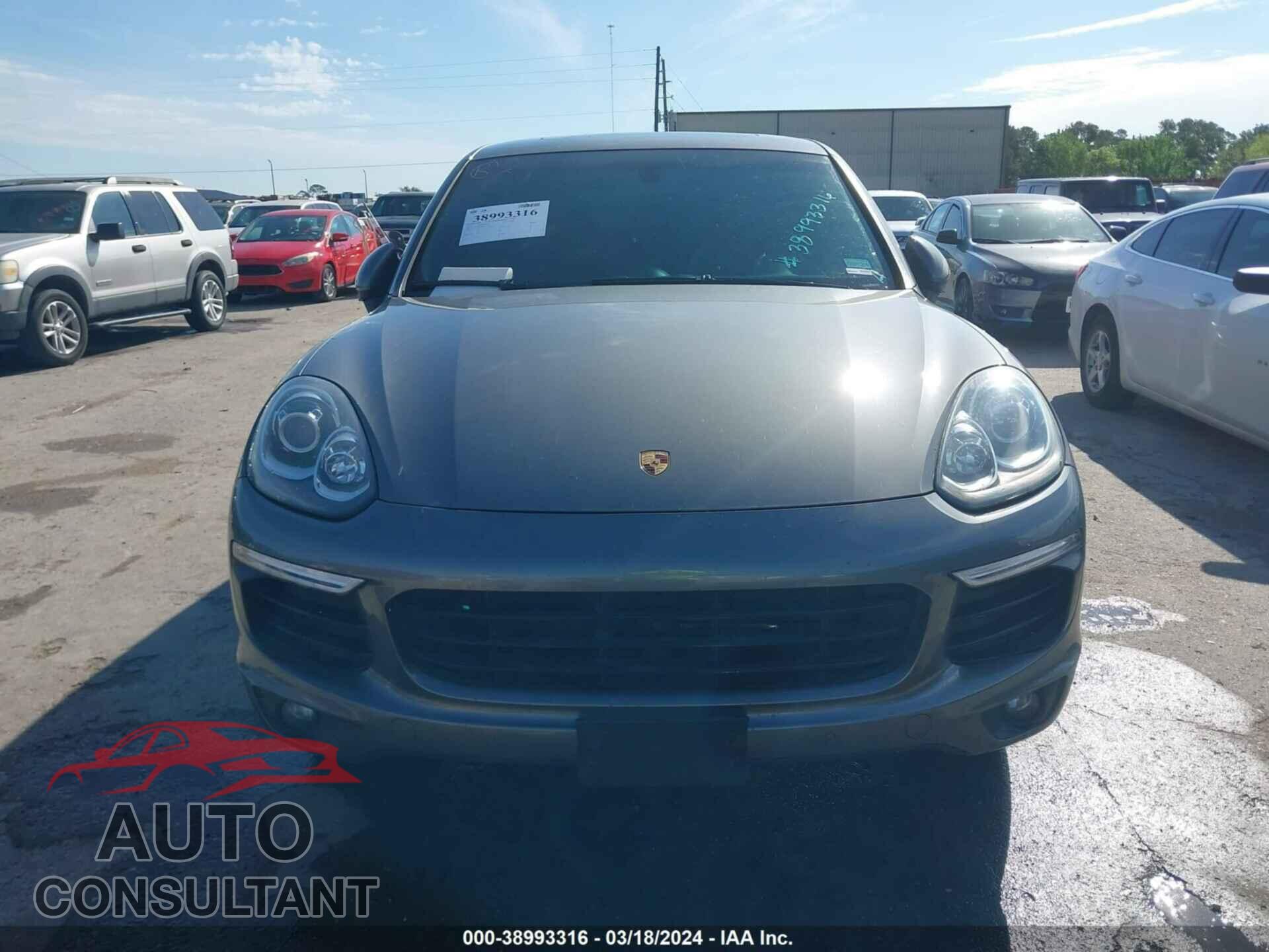 PORSCHE CAYENNE 2016 - WP1AA2A20GKA11509
