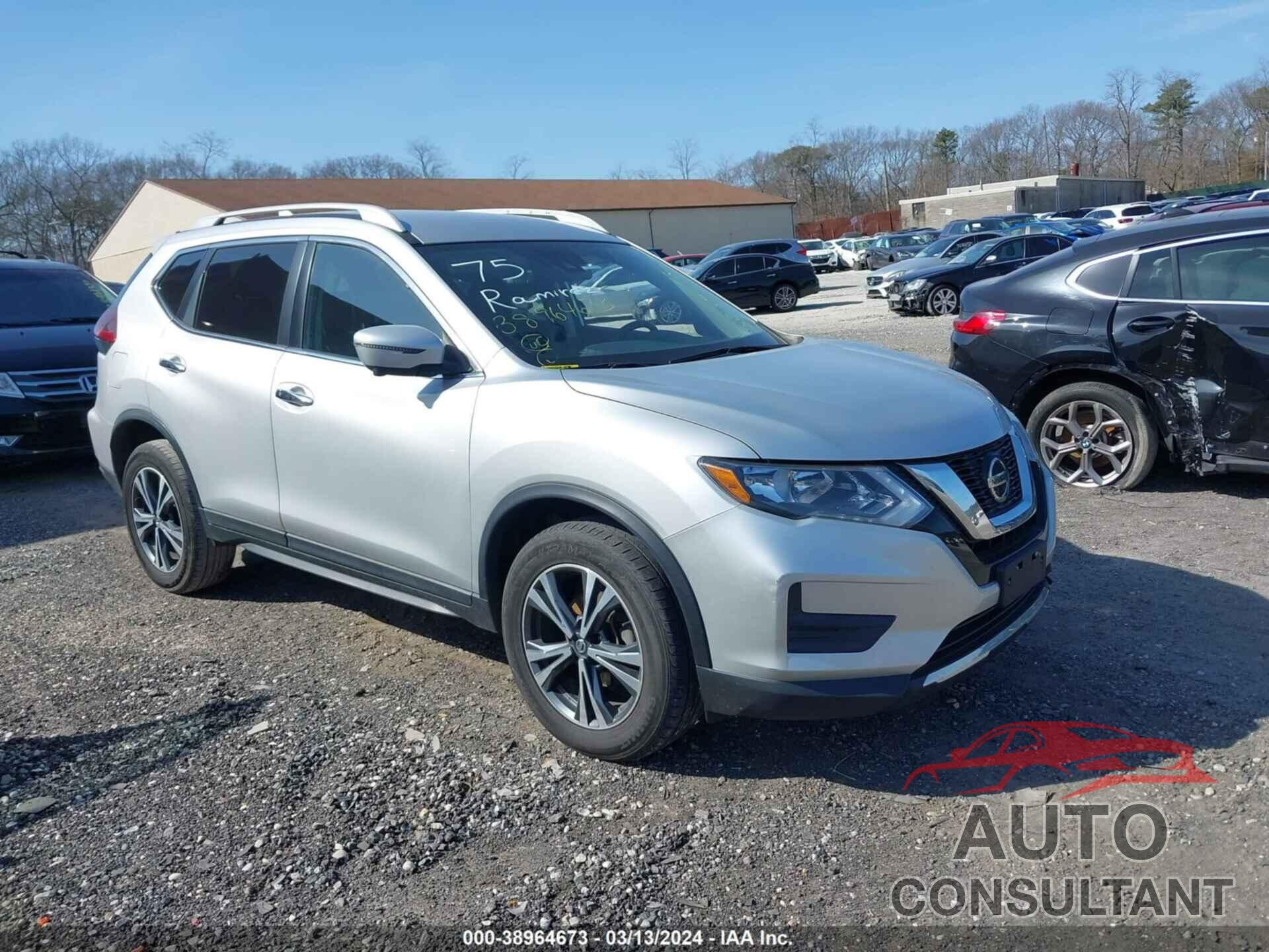 NISSAN ROGUE 2019 - 5N1AT2MV3KC762622