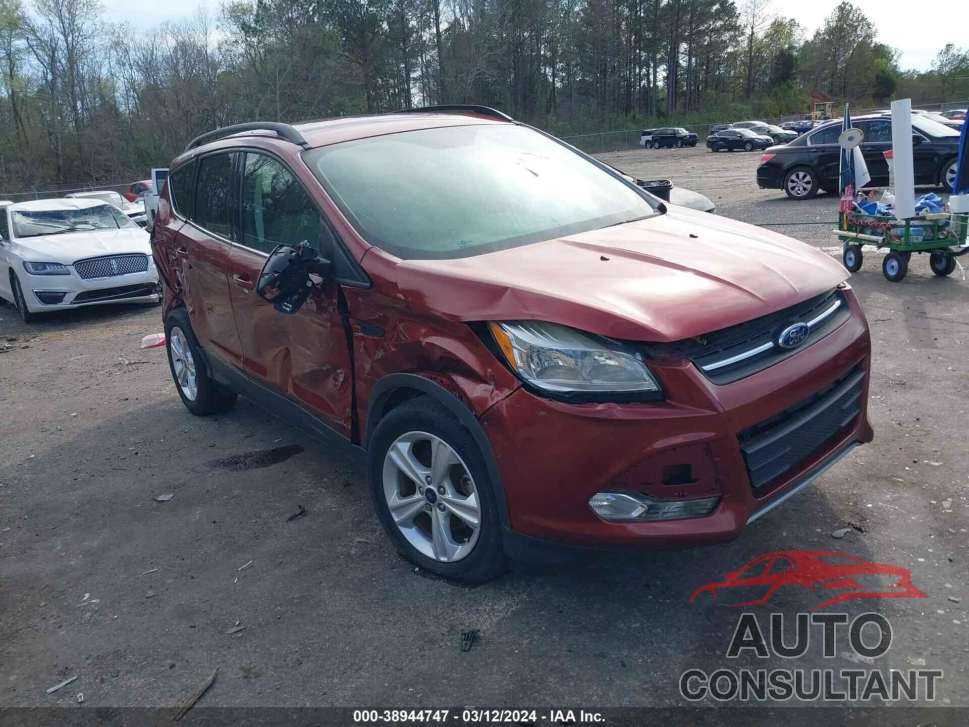 FORD ESCAPE 2016 - 1FMCU0GX7GUA64720