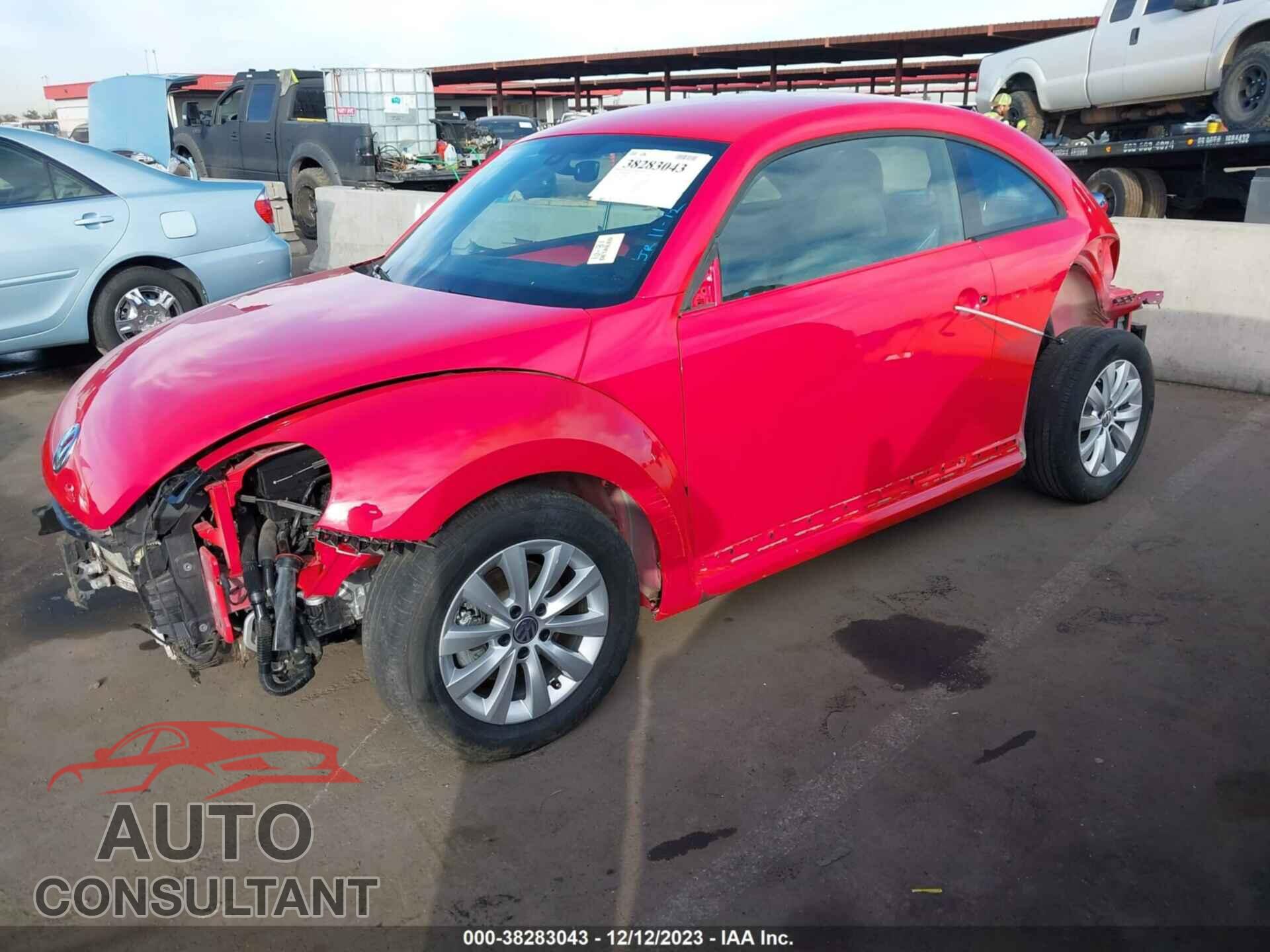 VOLKSWAGEN BEETLE 2017 - 3VWF17ATXHM631224