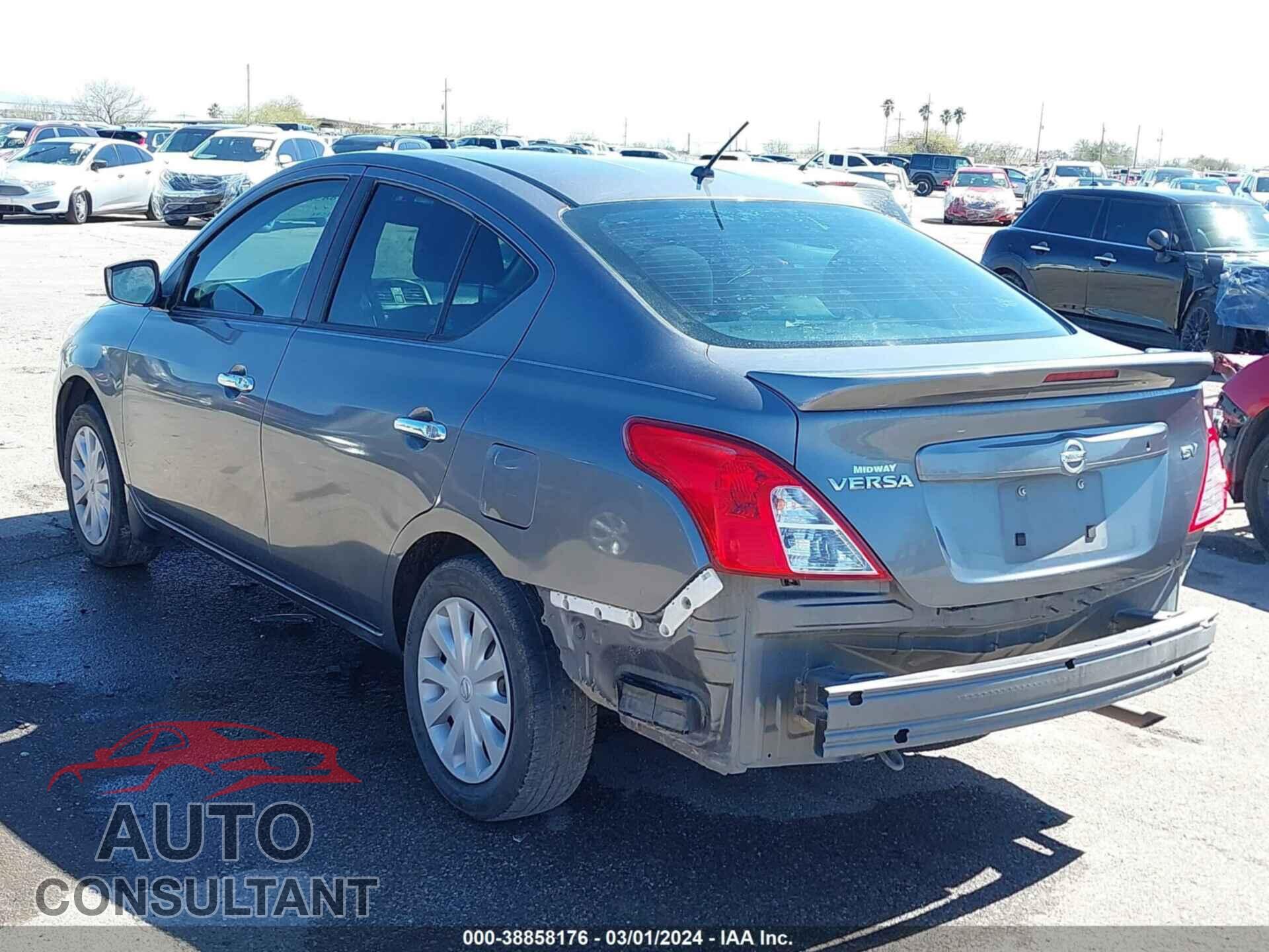 NISSAN VERSA 2017 - 3N1CN7AP2HL852094