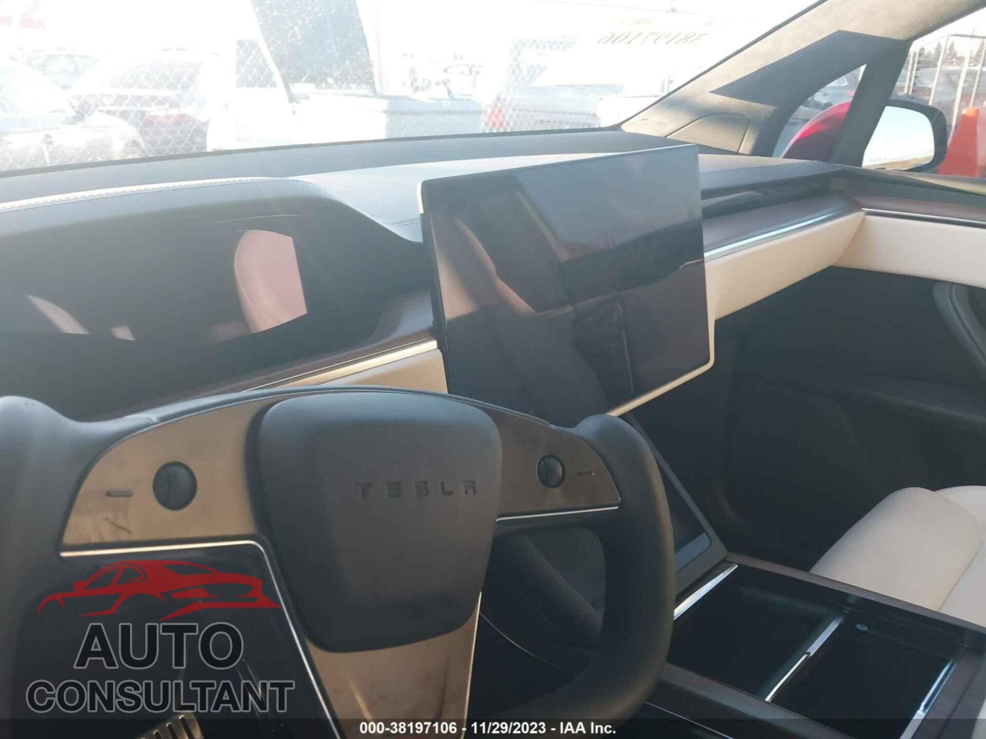 TESLA MODEL X 2022 - 7SAXCAE52NF351536