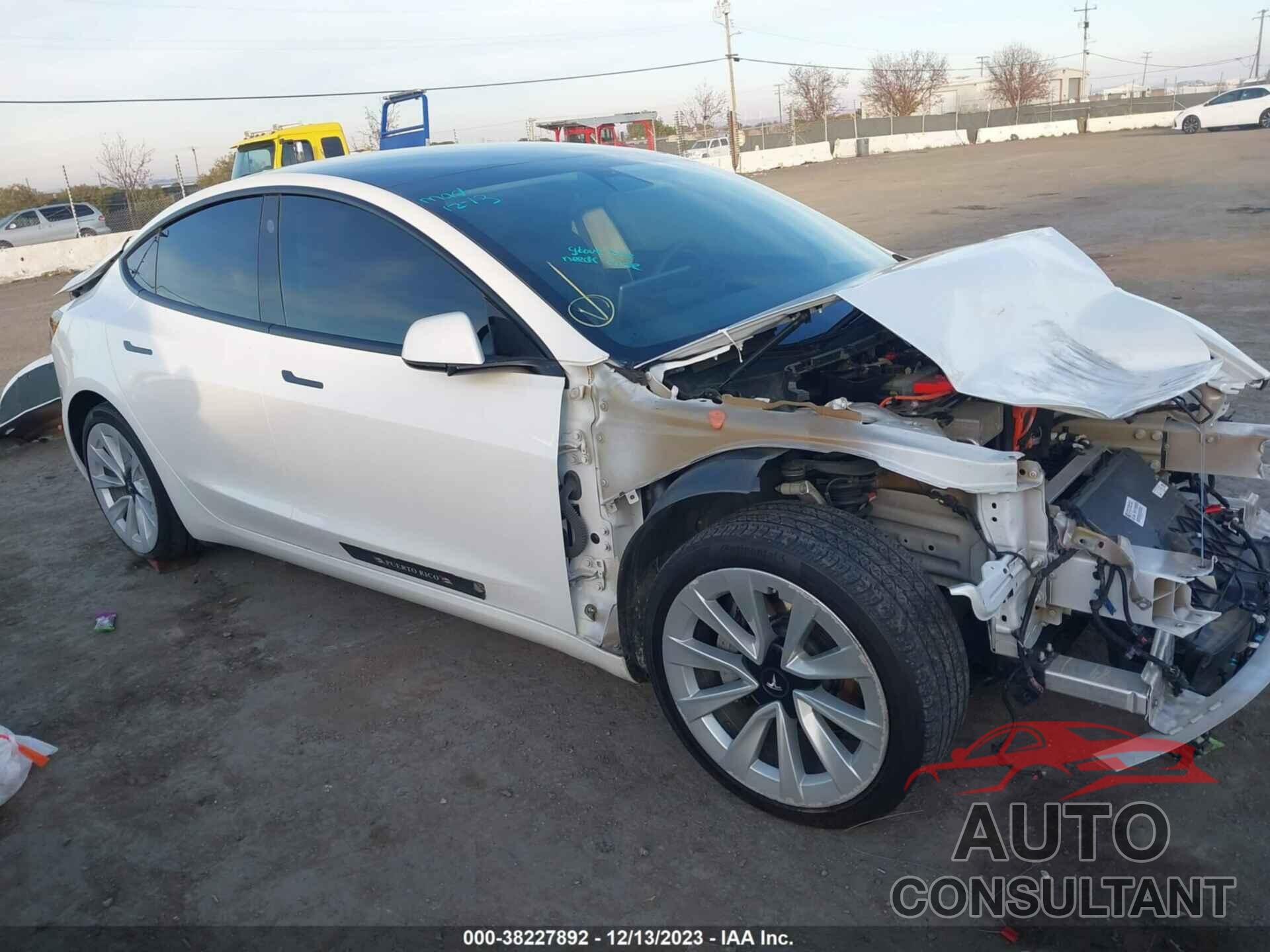 TESLA MODEL 3 2021 - 5YJ3E1EB6MF001742
