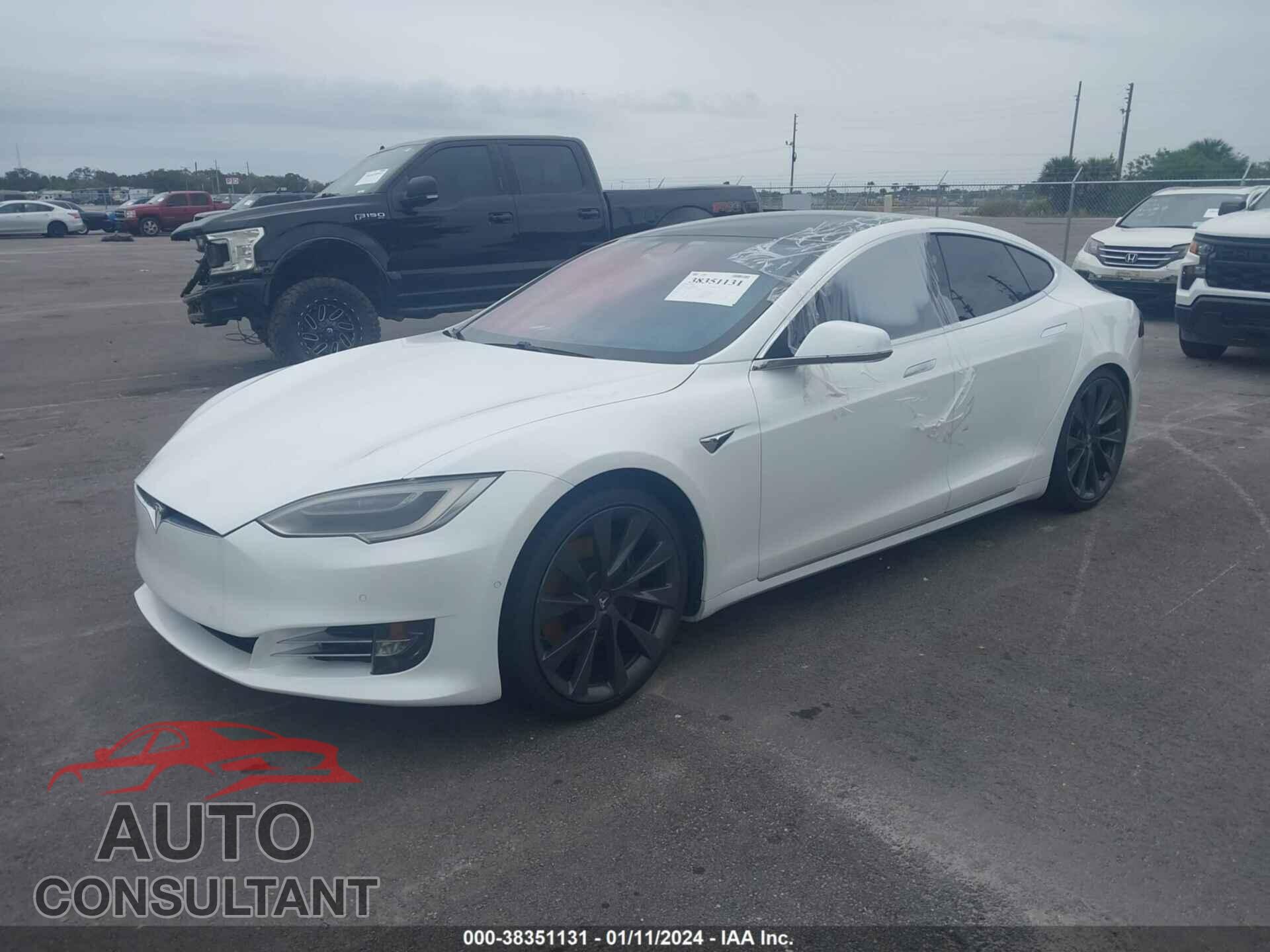 TESLA MODEL S 2018 - 5YJSA1E21JF244877