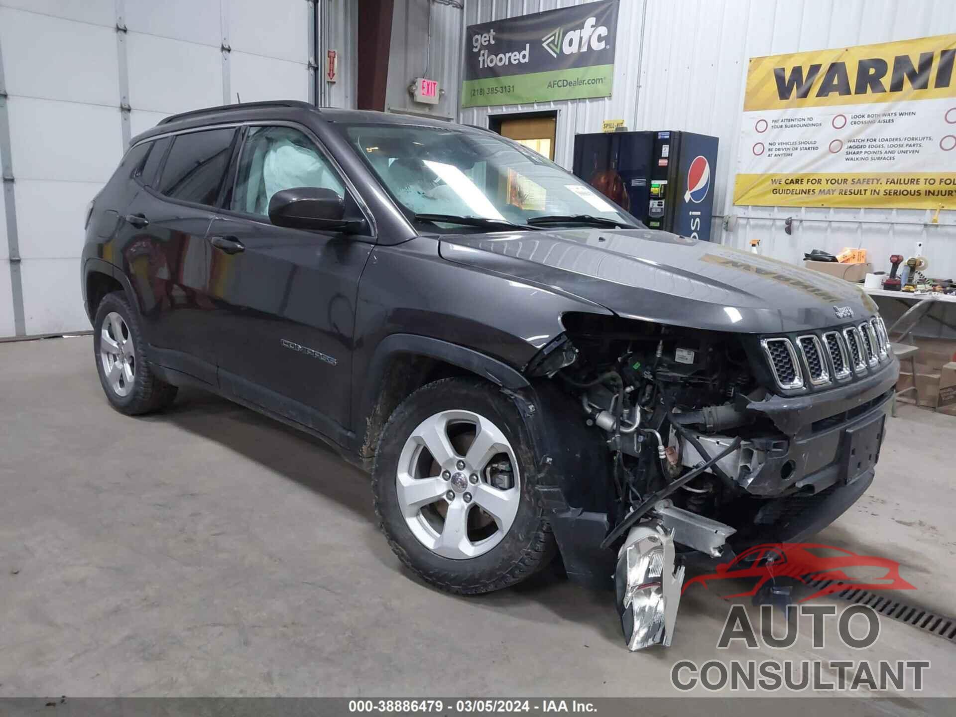 JEEP COMPASS 2018 - 3C4NJDBB5JT201065