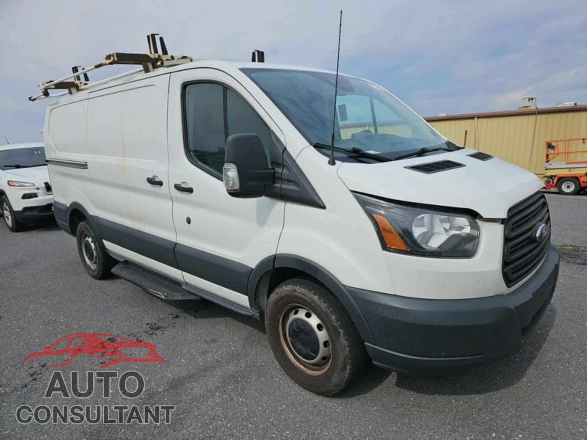 FORD TRANSIT 2017 - 1FTYR1YMXHKB43544