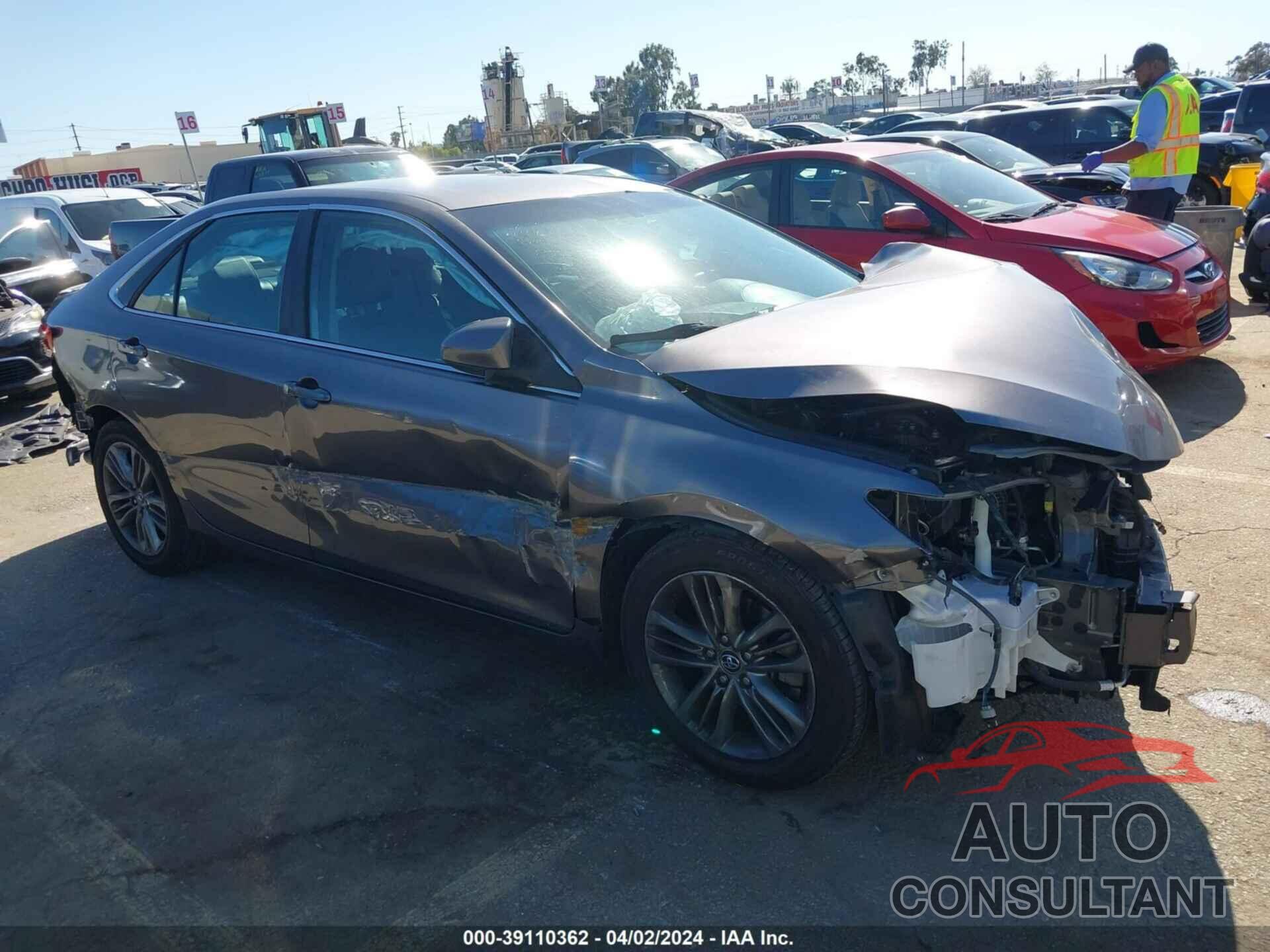 TOYOTA CAMRY 2016 - 4T1BF1FK5GU998747
