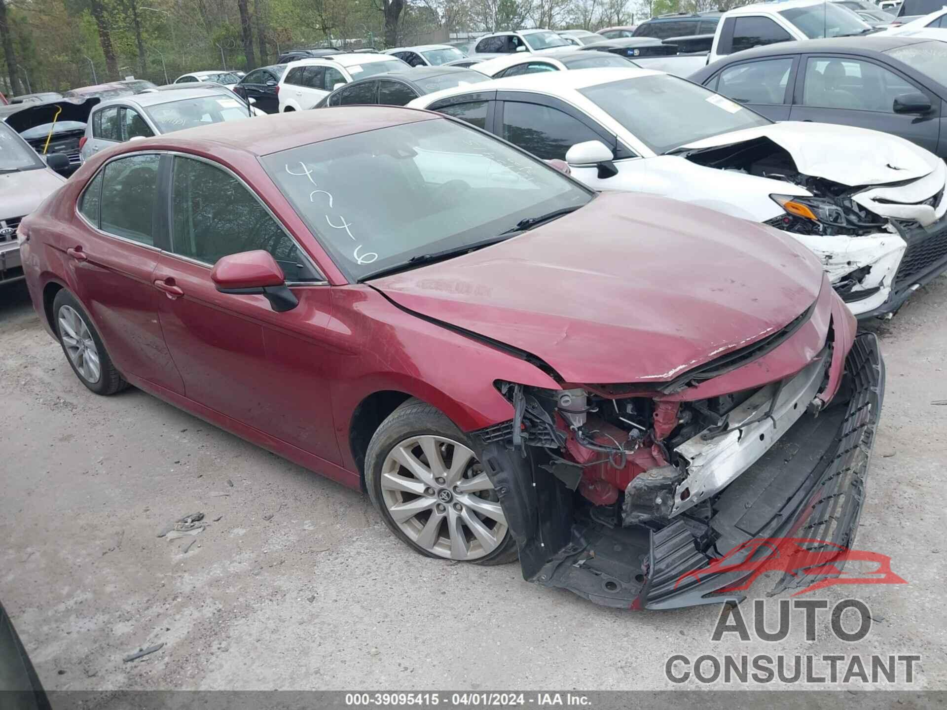 TOYOTA CAMRY 2018 - 4T1B11HK9JU544746