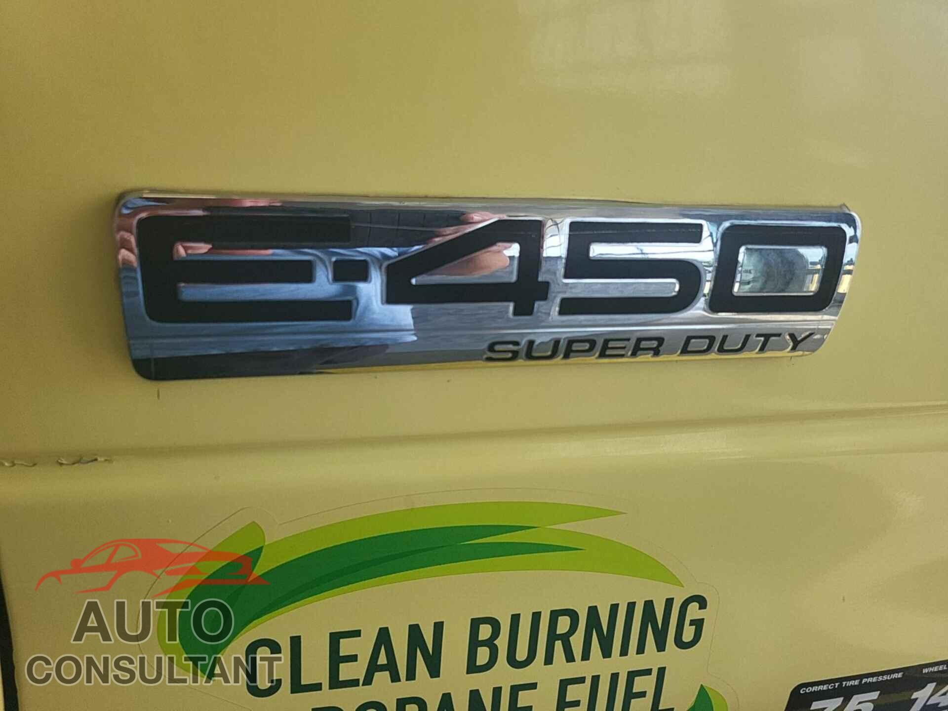 FORD ECONOLINE 2017 - 1FDXE4FS9HDC68643