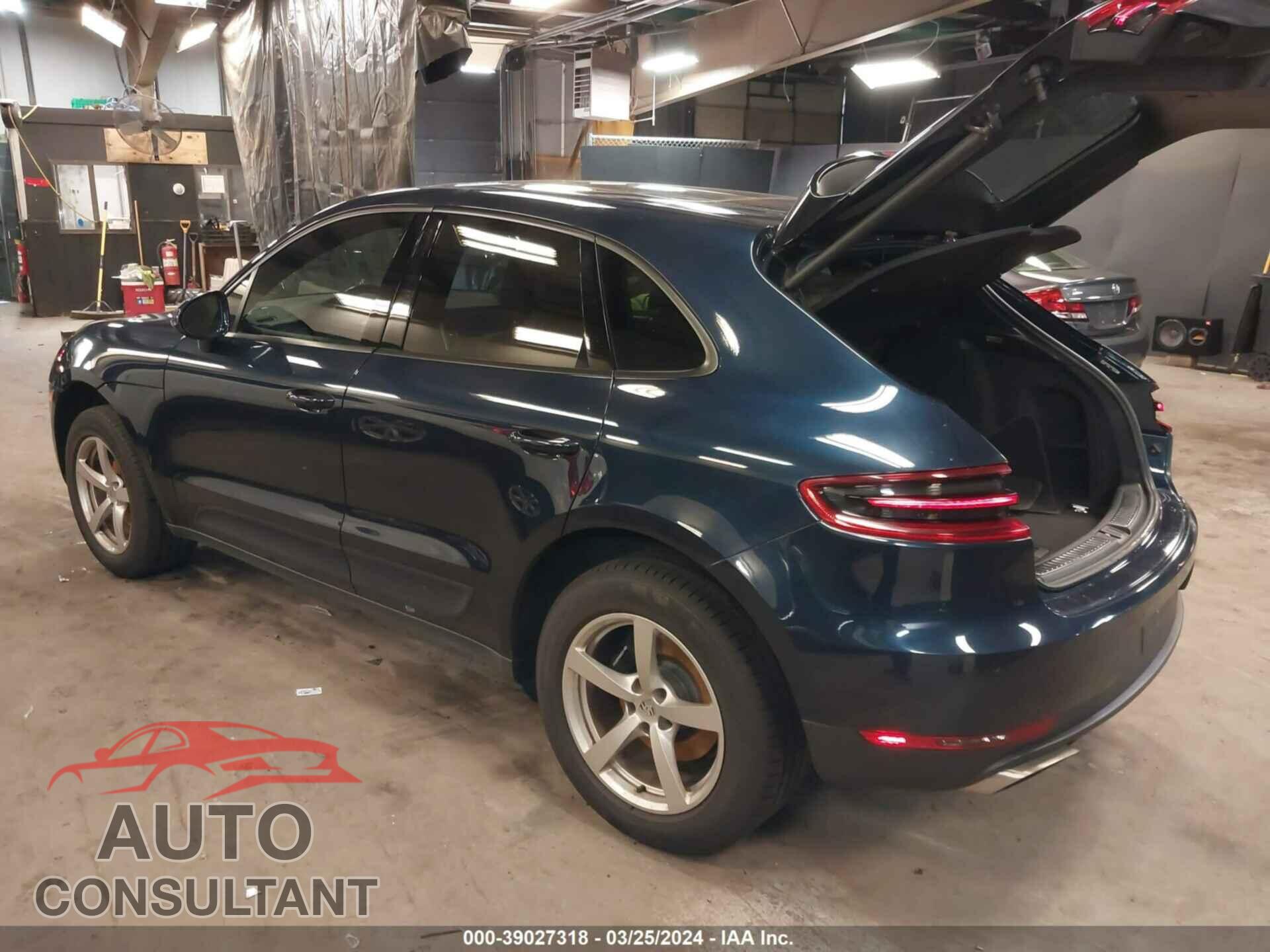 PORSCHE MACAN 2018 - WP1AA2A56JLB09150