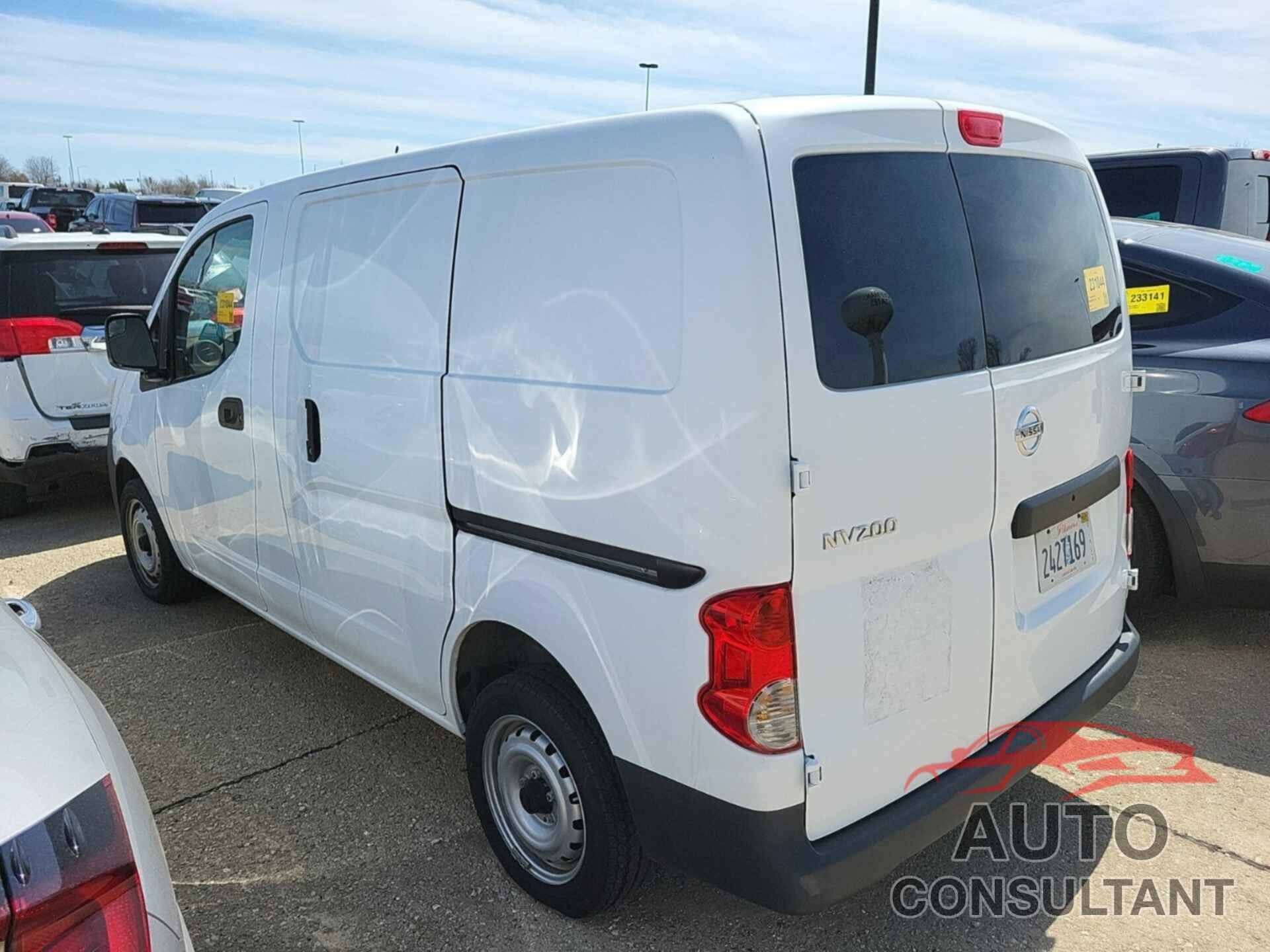 NISSAN NV200 2017 - 3N6CM0KN0HK712407