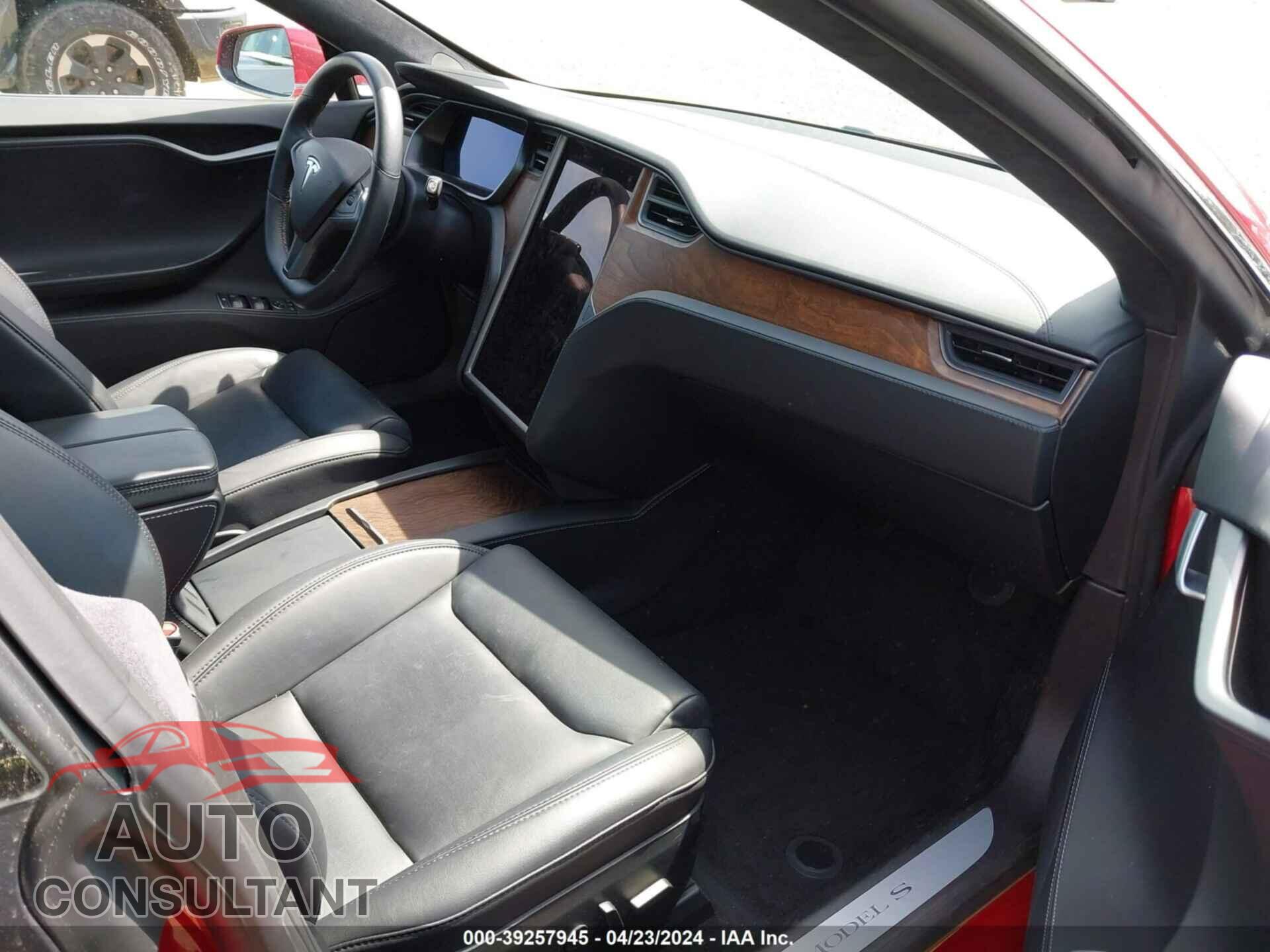 TESLA MODEL S 2020 - 5YJSA1E2XLF402992