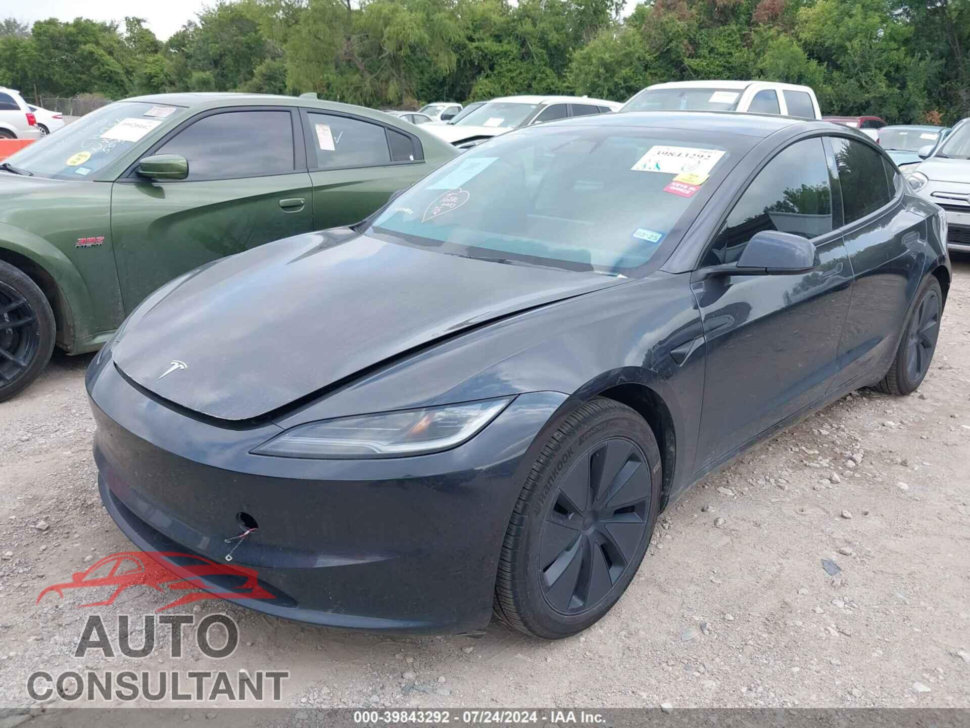 TESLA MODEL 3 2024 - 5YJ3E1EB9RF724895