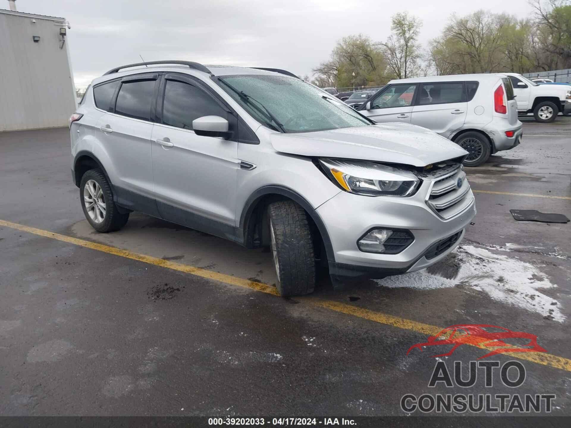 FORD ESCAPE 2018 - 1FMCU9GD3JUB28639